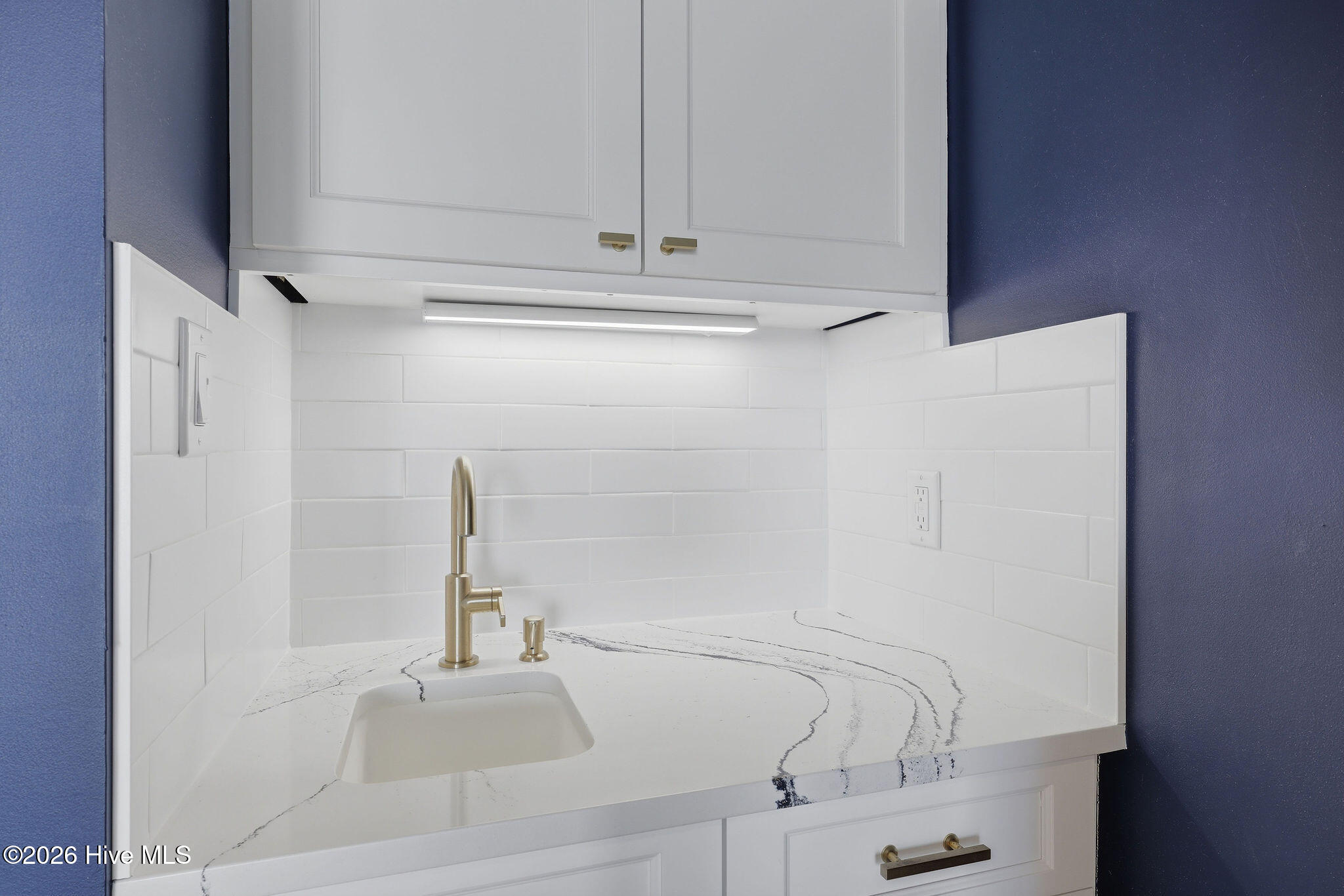 100559575 | Photo 22