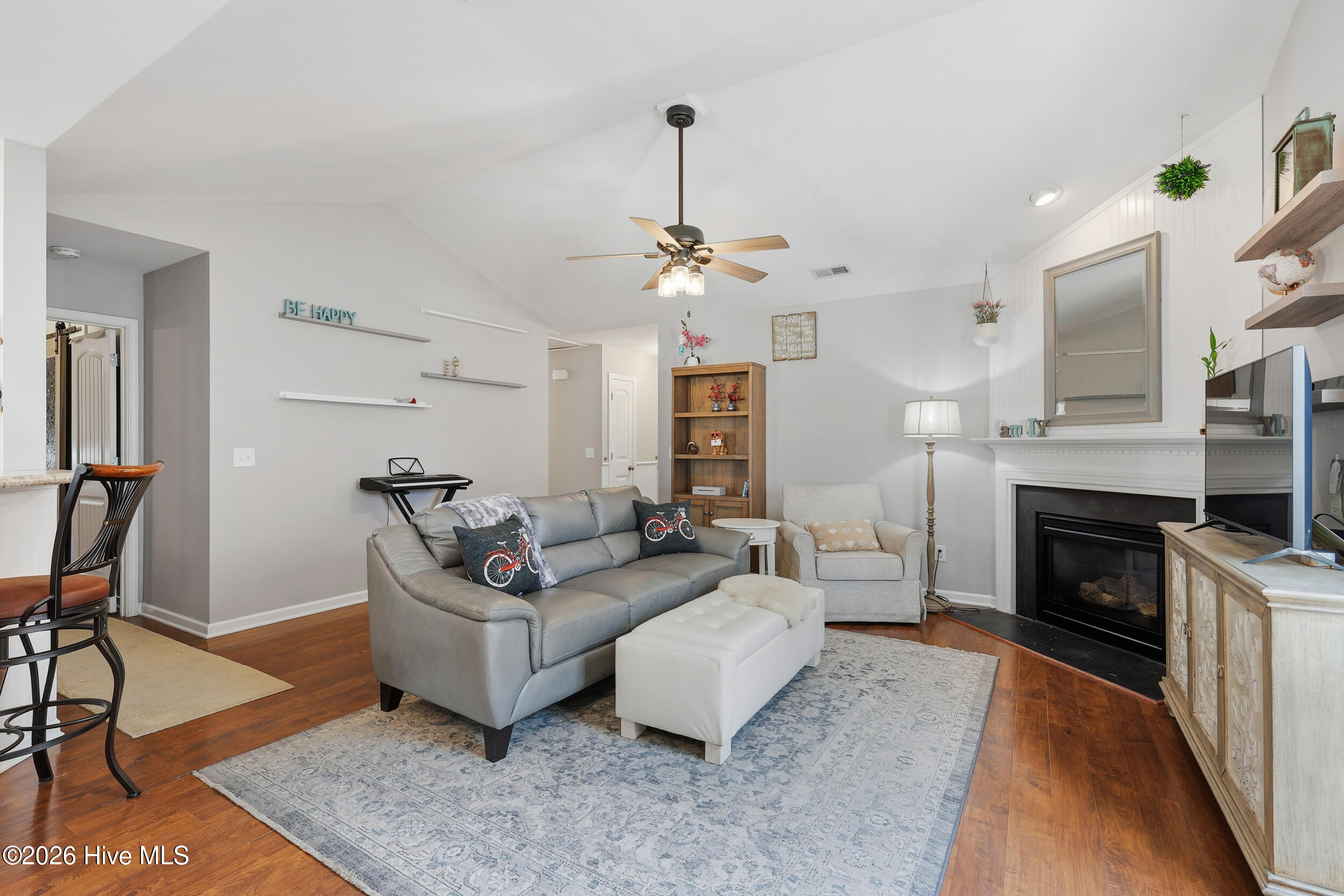 100554592 | Photo 10