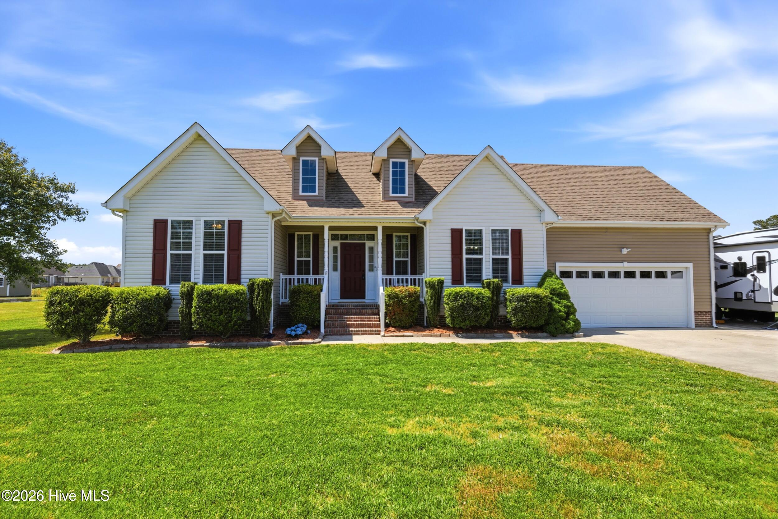 Homes for sale in Moyock, NC | 118 Creekside Dr, Moyock, NC 27958 | MLS# 100571959