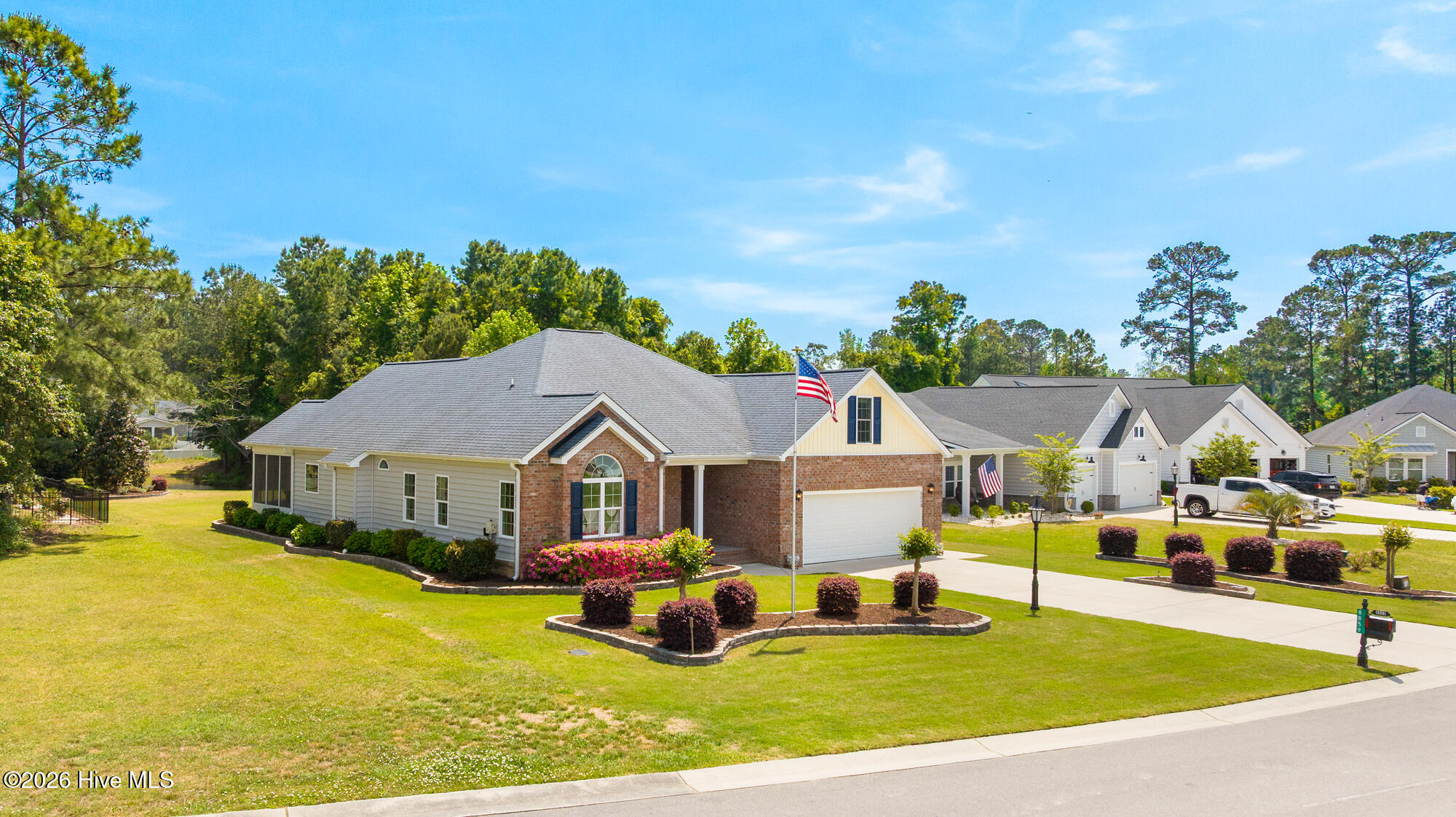 100567738 | Photo 41