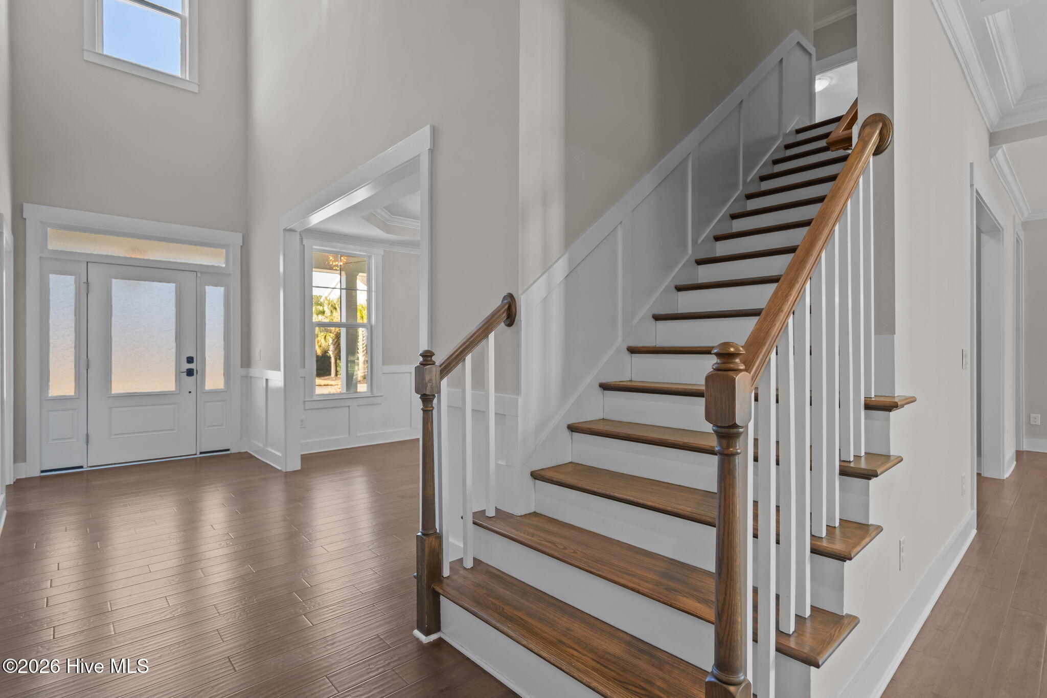 100550410 | Photo 47