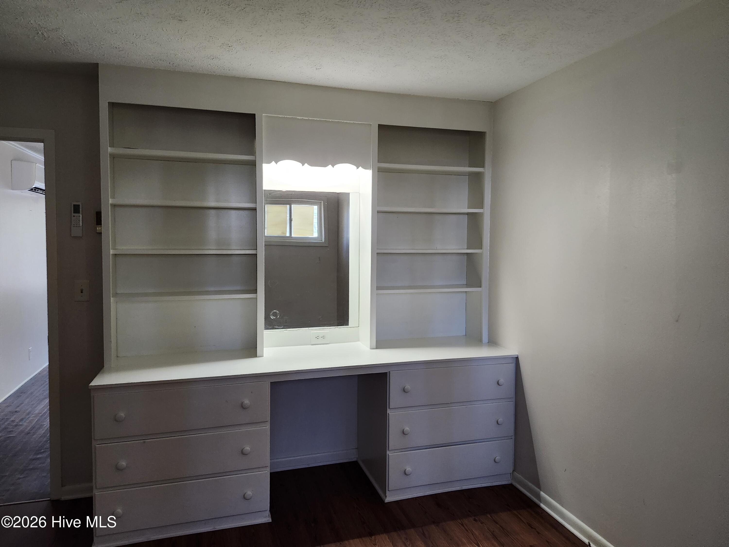 205 E New JErsey #3 (8)