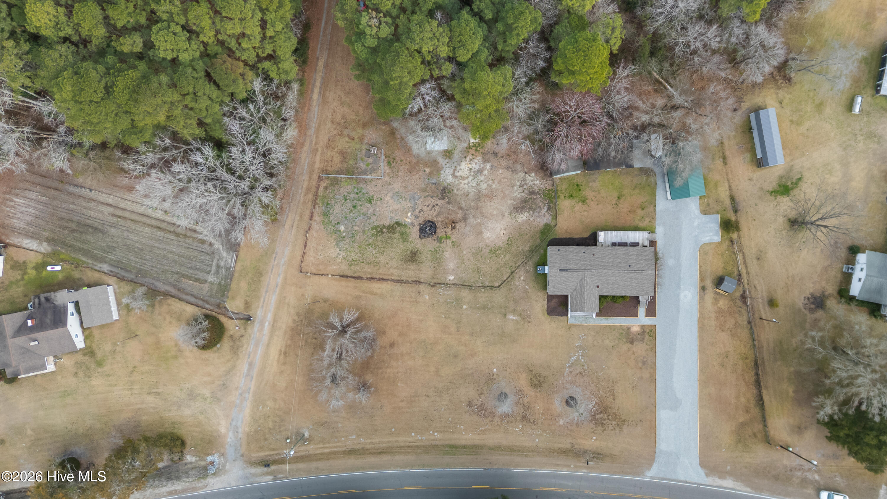 100551414 | Photo 38