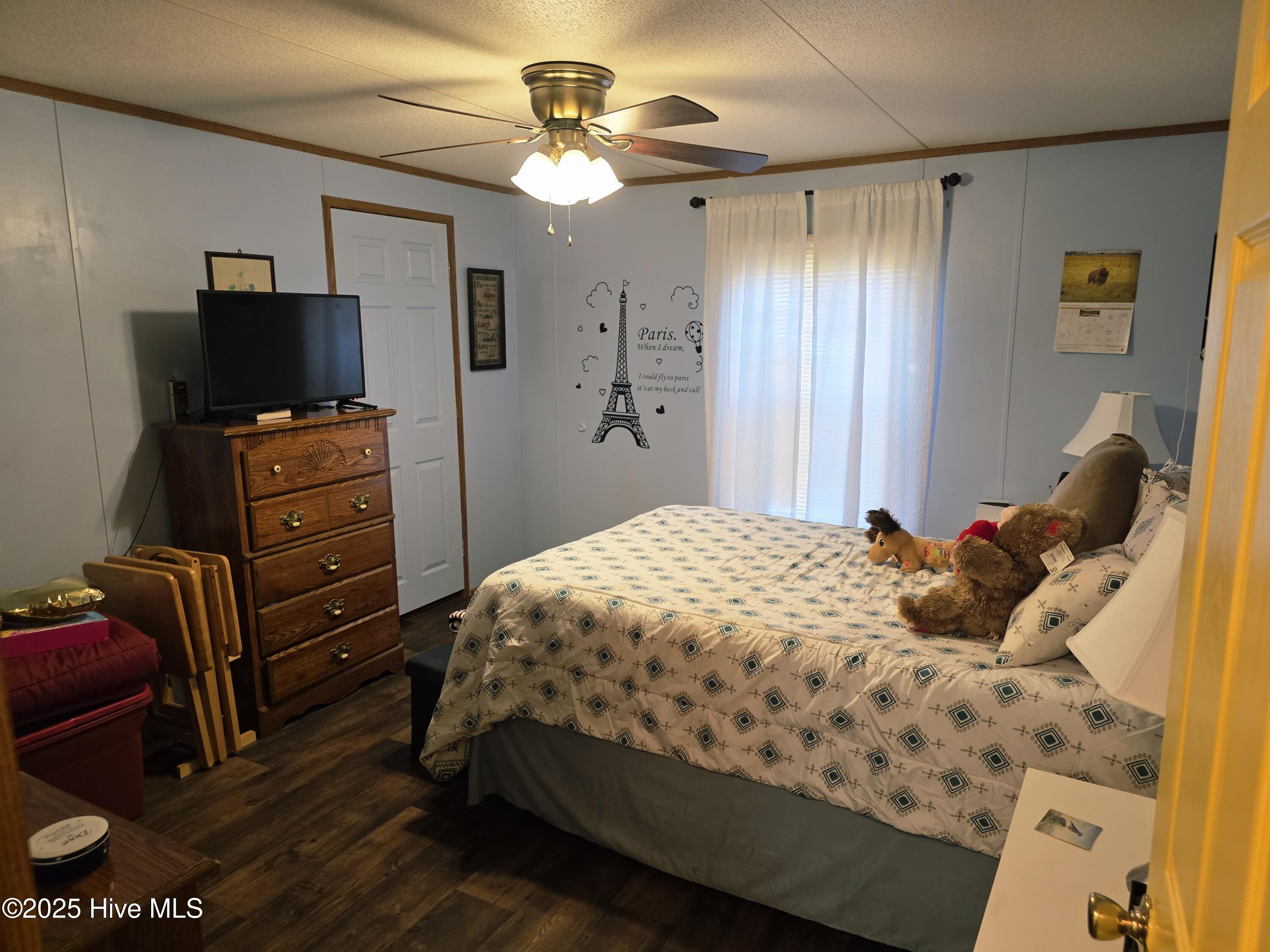 100542988 | Photo 16