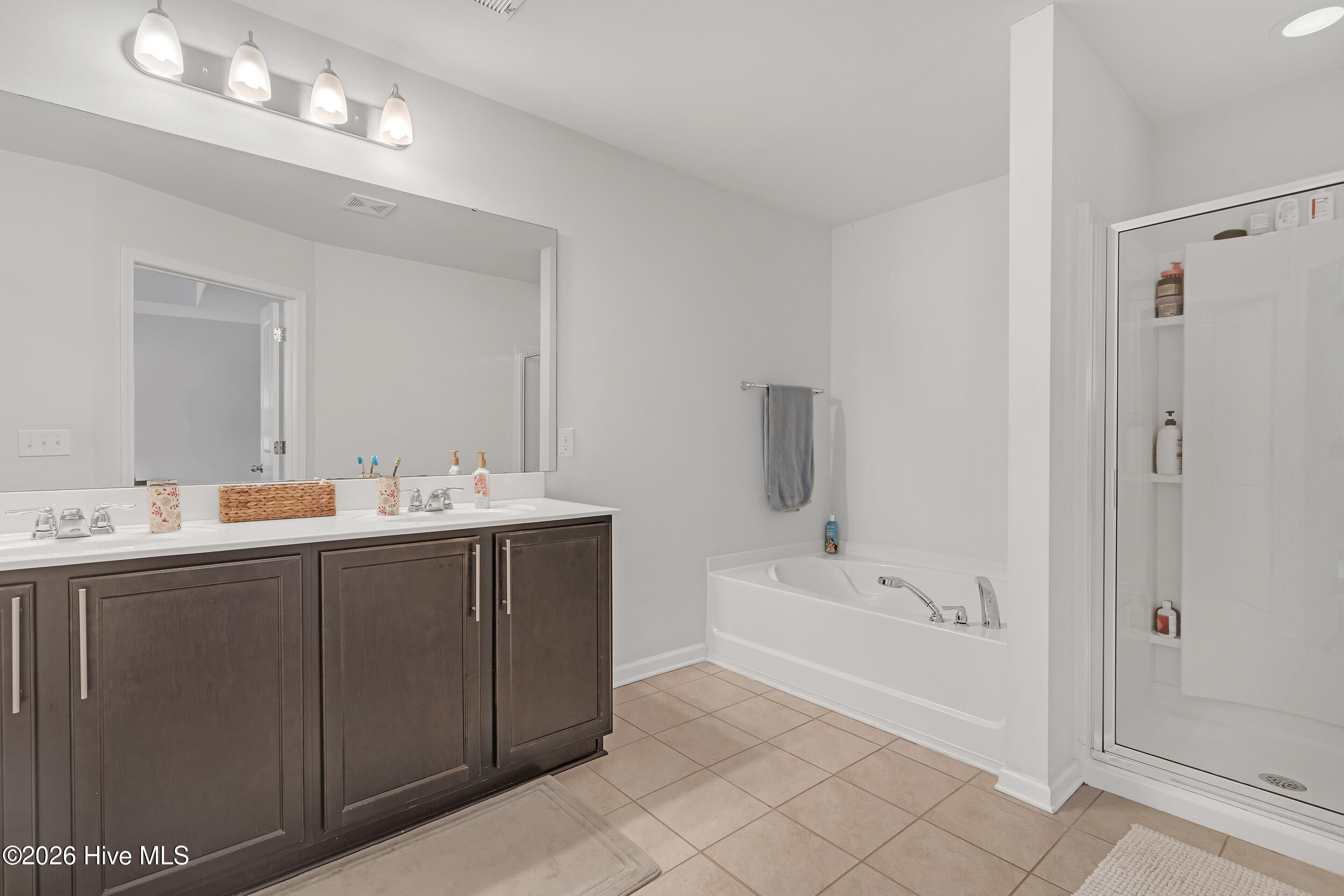 100551488 | Photo 28