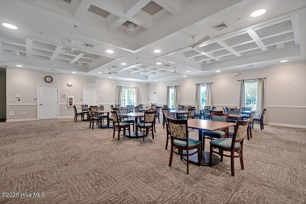 100567236 | Photo 45