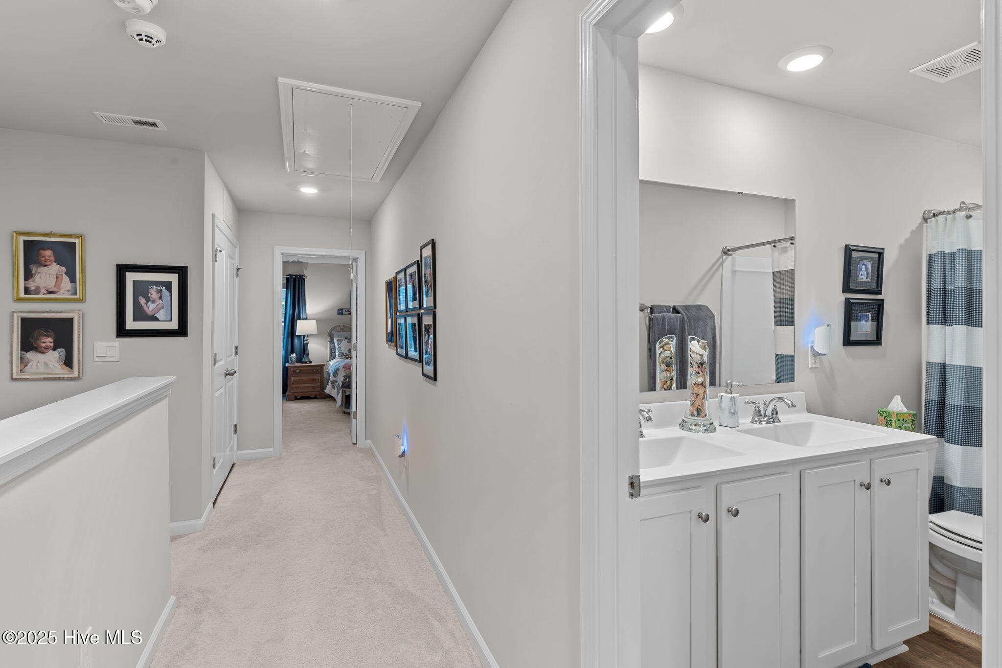 100529312 | Photo 40