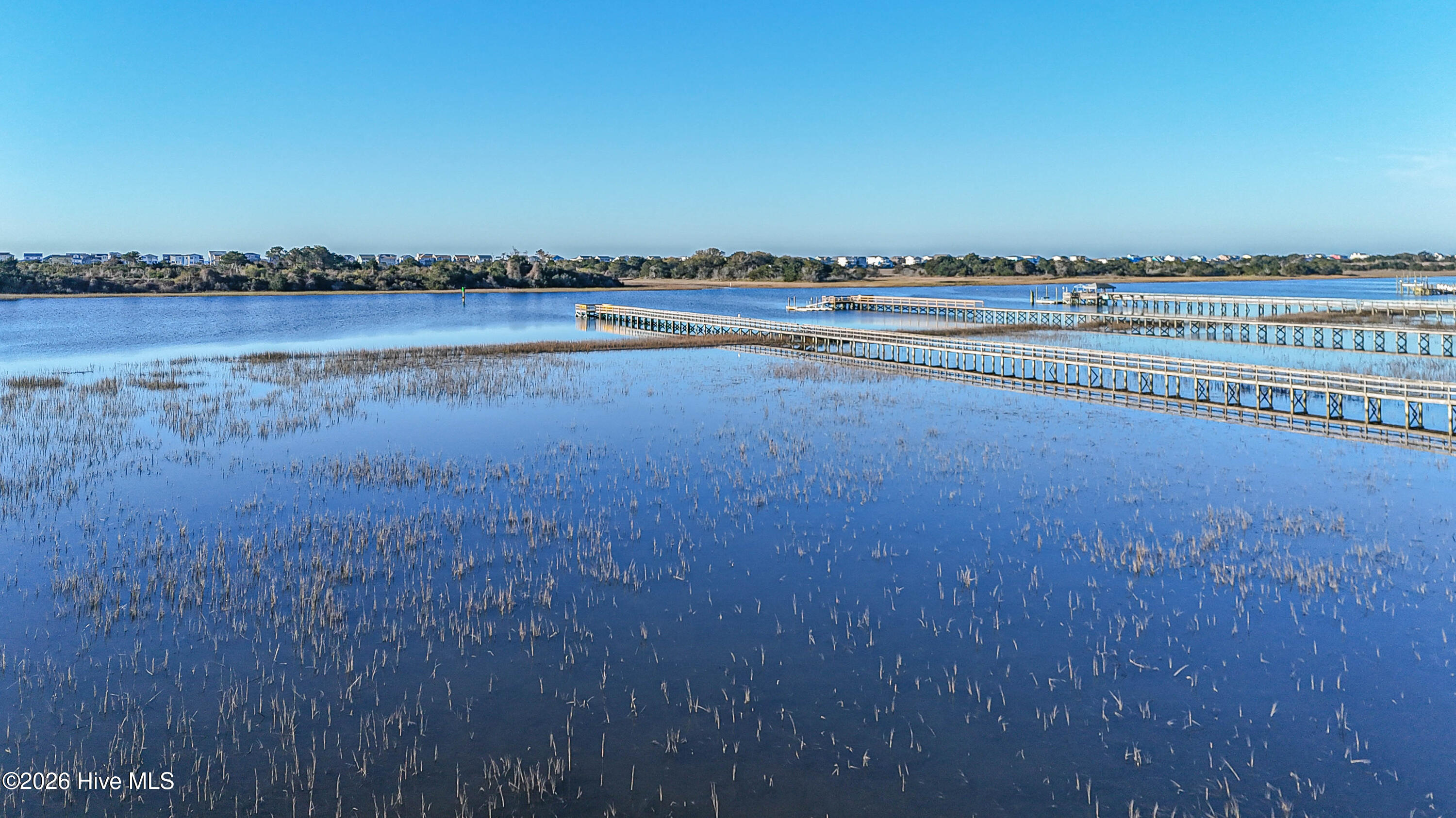 100561840 | Photo 49