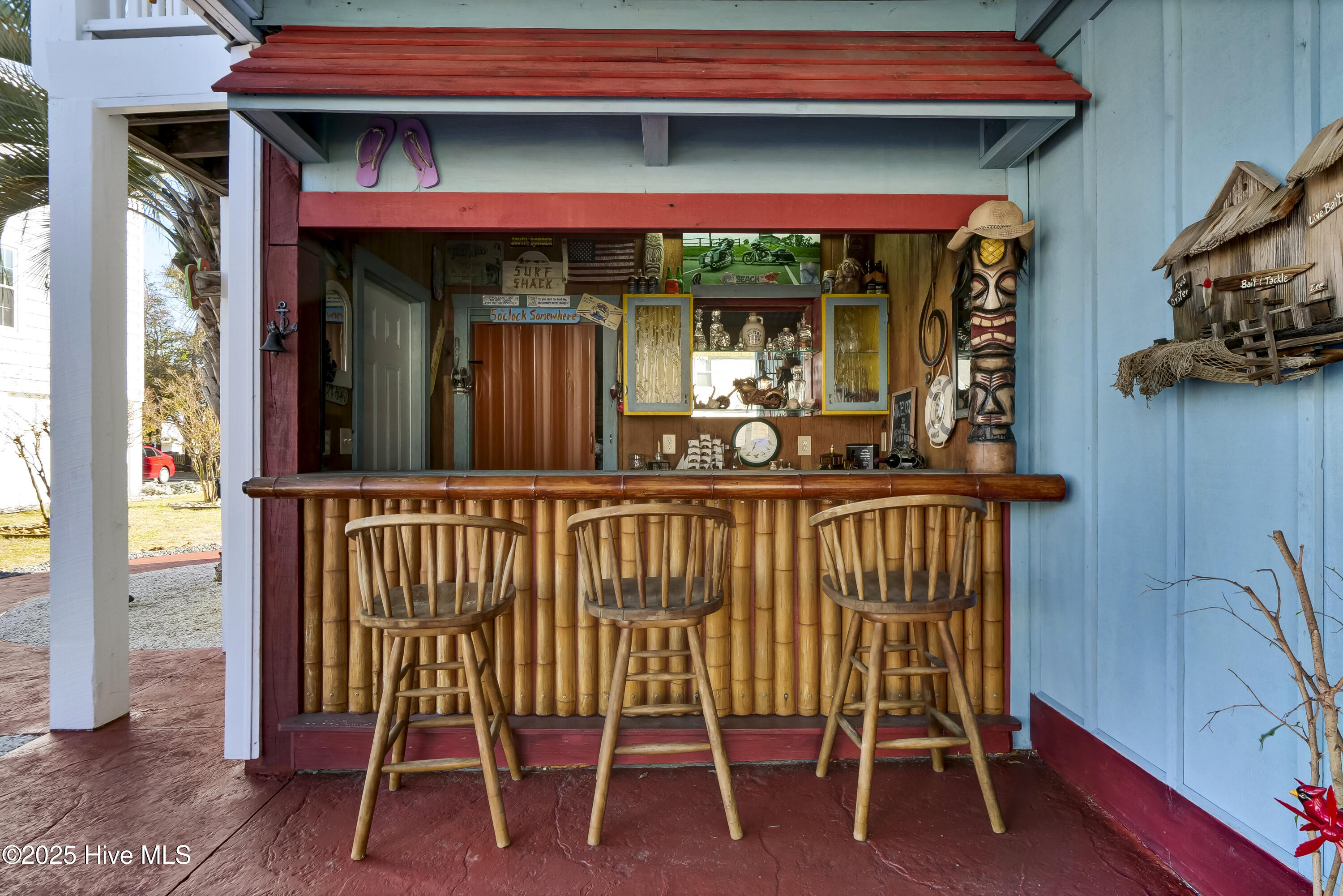 100497628 | Photo 46