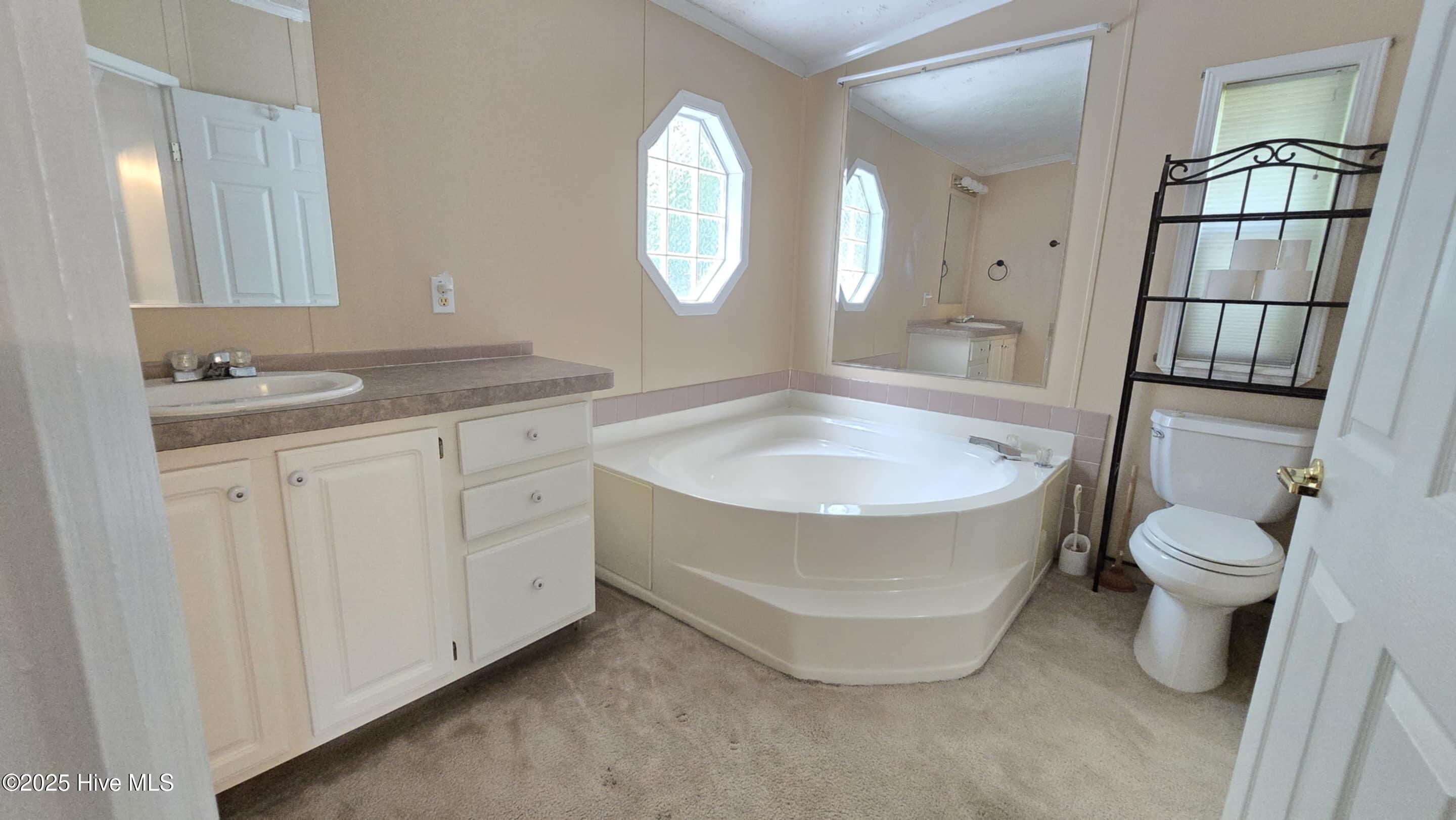 100522277 | Photo 50