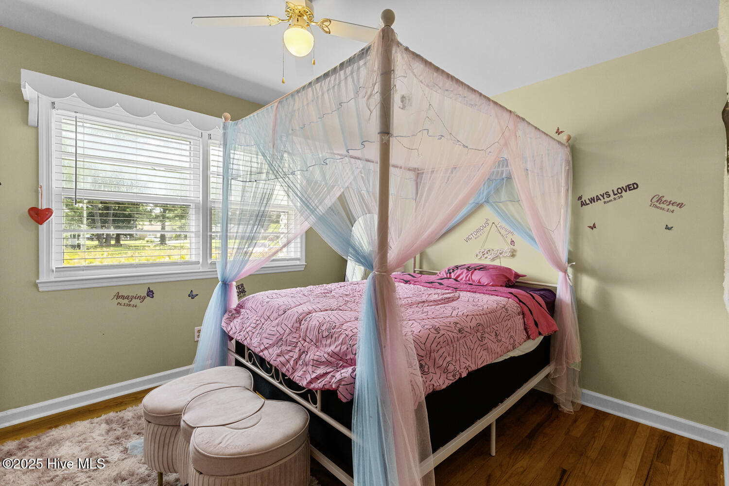 100523825 | Photo 20