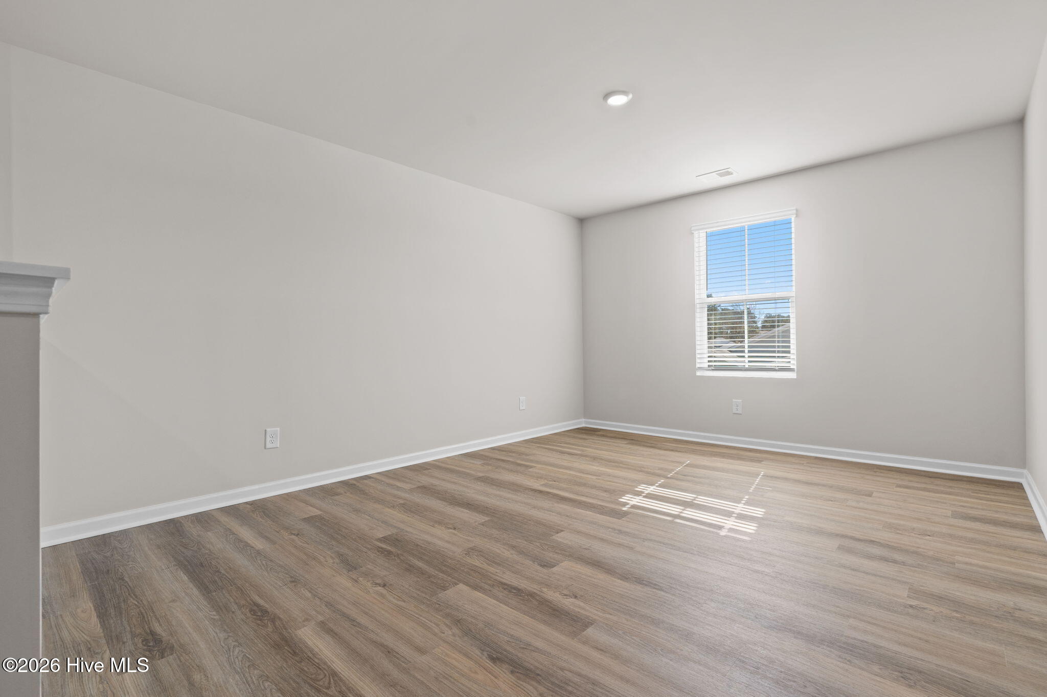 100519068 | Photo 20