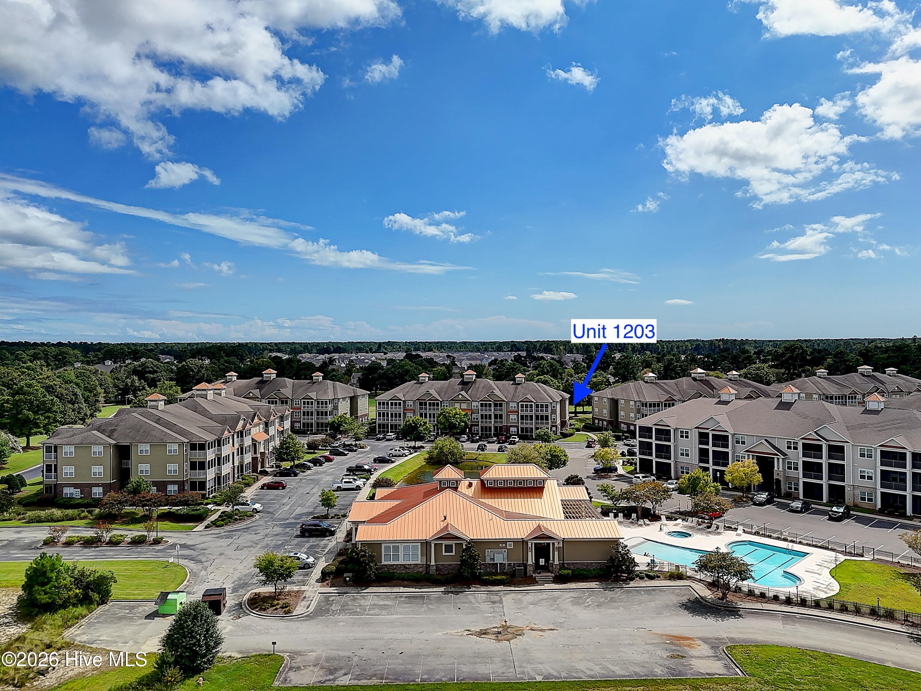 100569684 | Photo 45