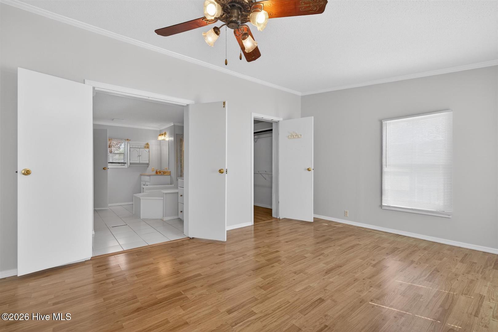 100558434 | Photo 19