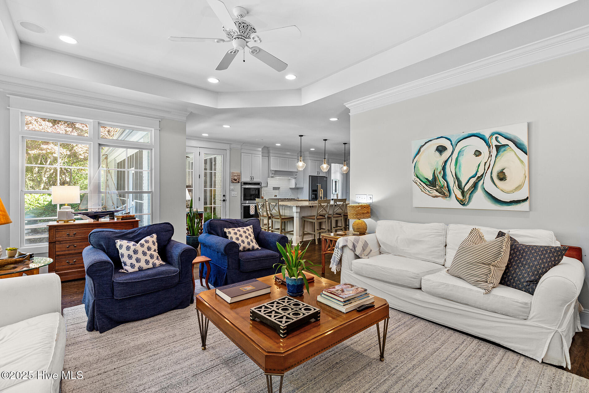 100541349 | Photo 34