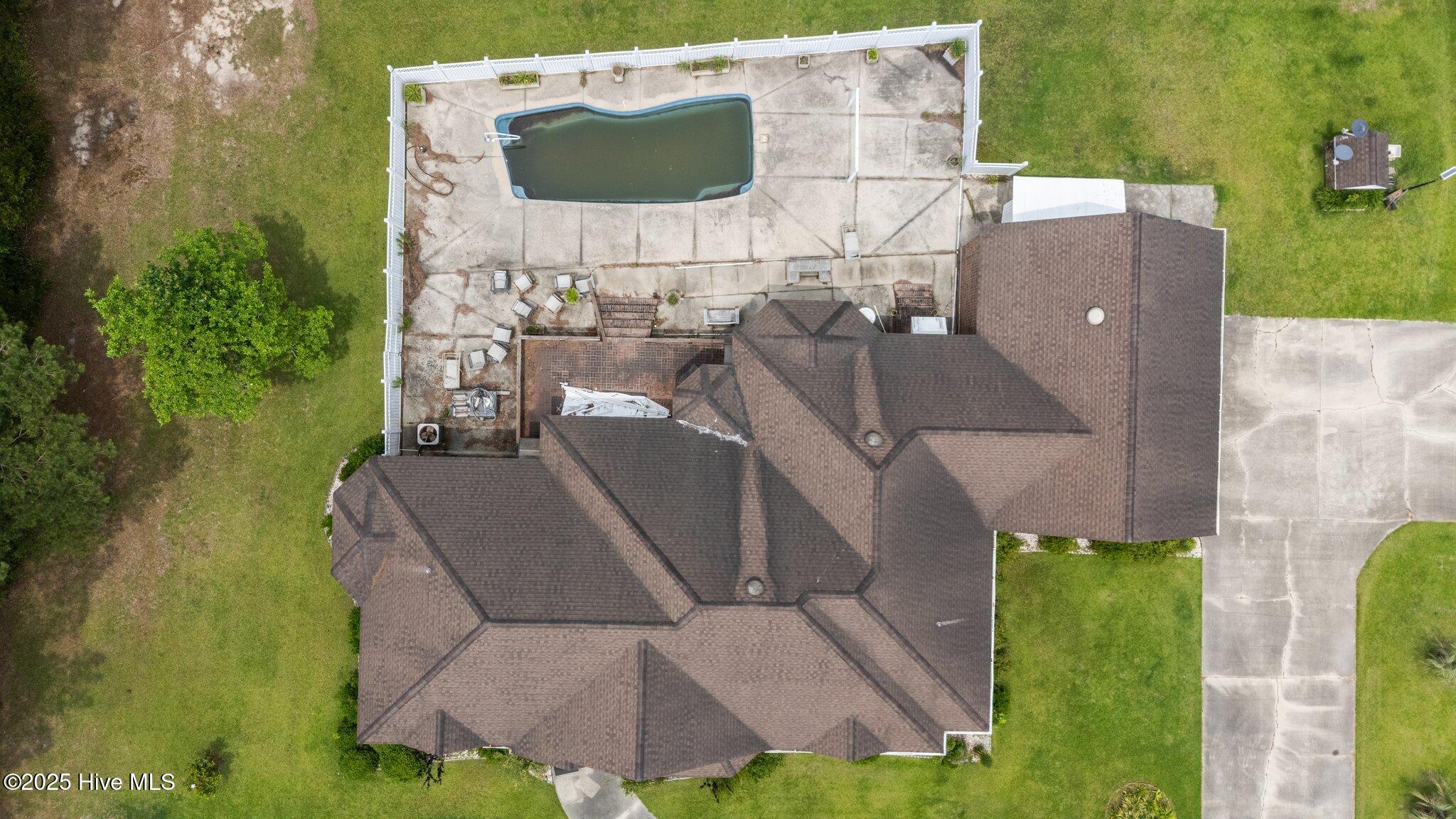 100513864 | Photo 54