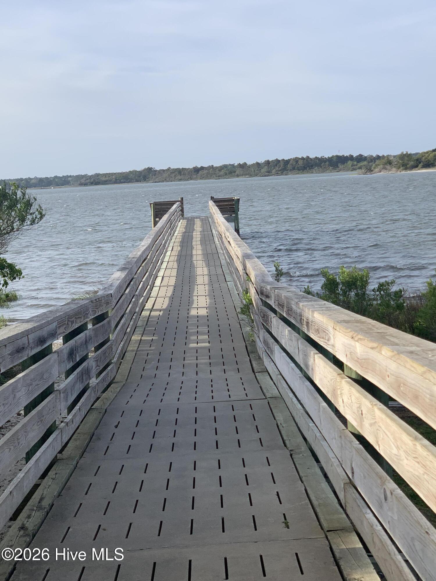 100565691 | Photo 81