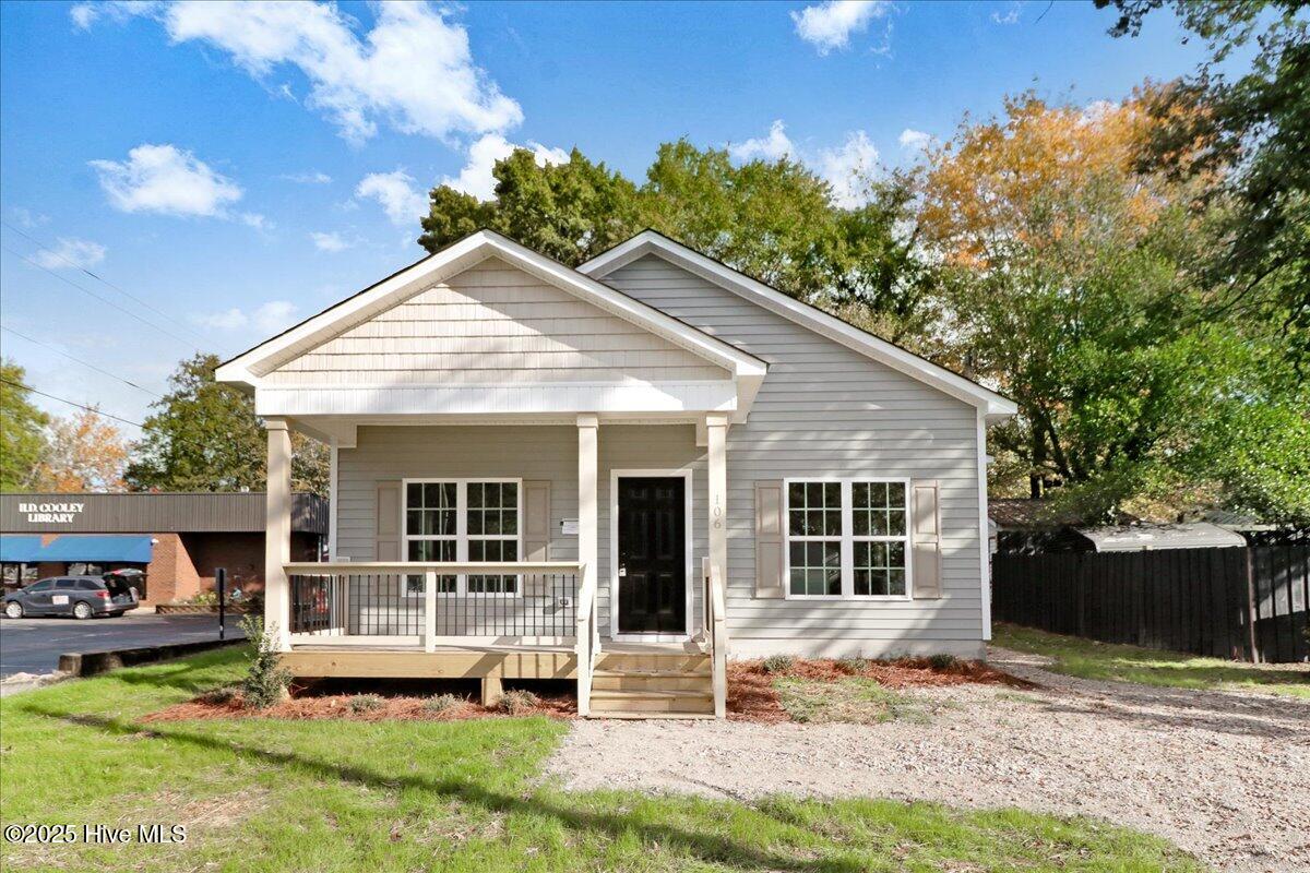 Homes for sale in Nashville, NC | 106 W Church St, Nashville, NC 27856 | MLS# 100532280