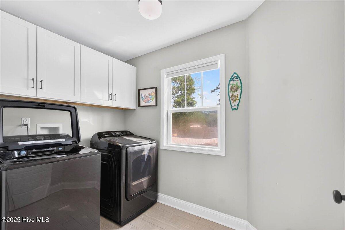 100531738 | Photo 30