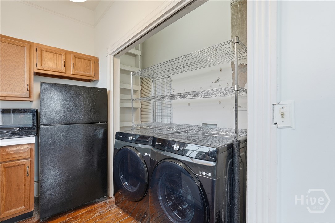 Washer and Dryer Included