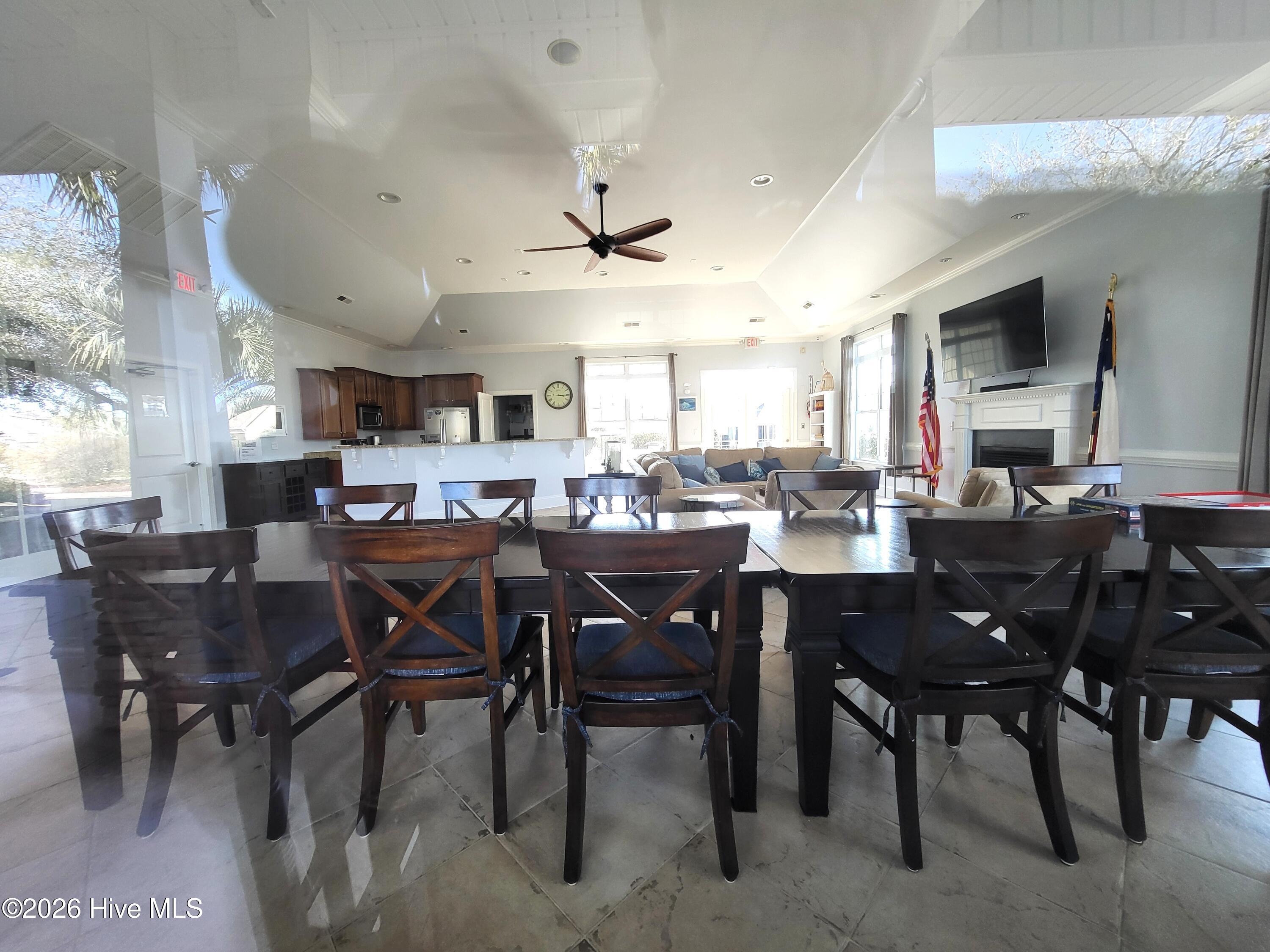 100557932 | Photo 26