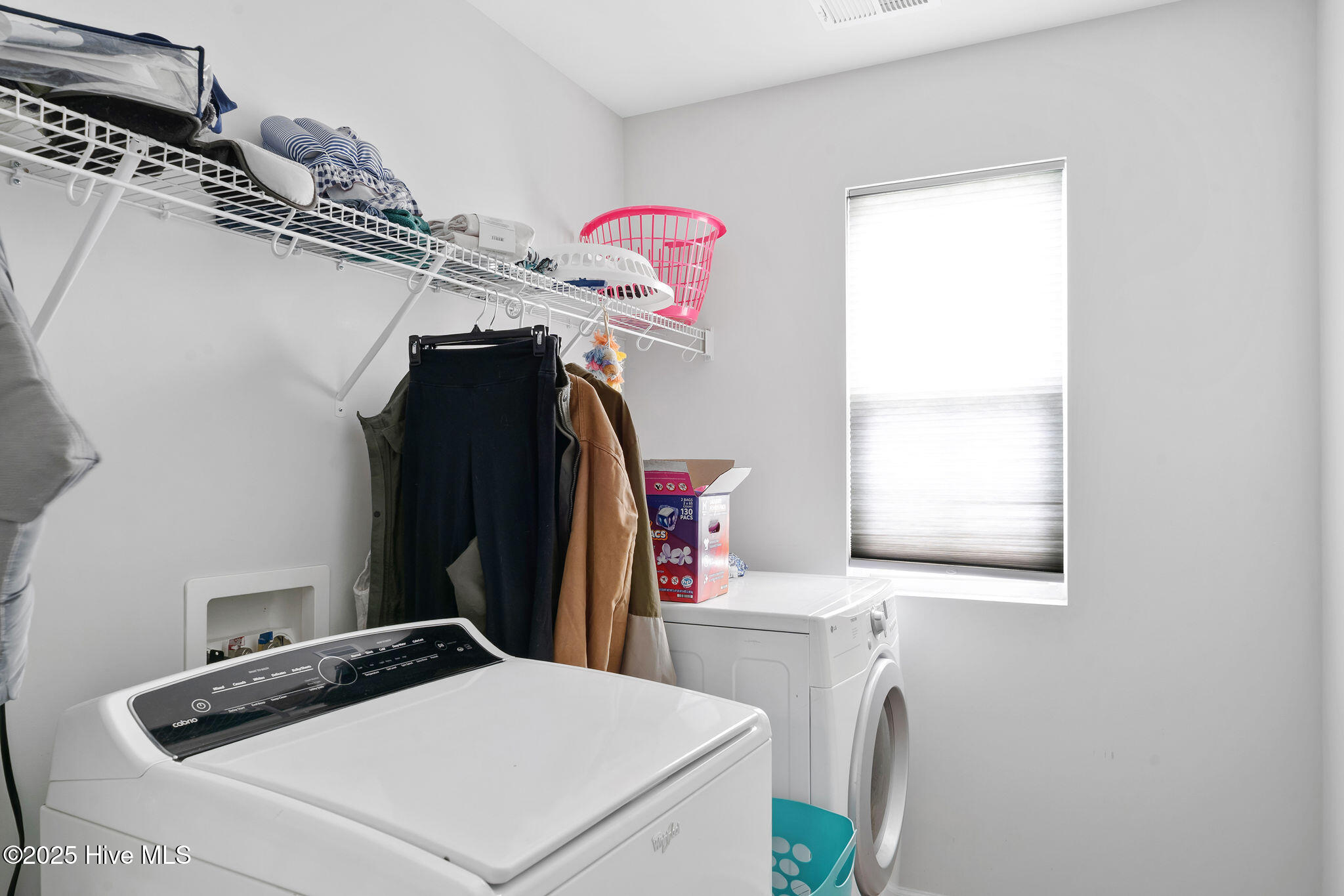 100534531 | Photo 21