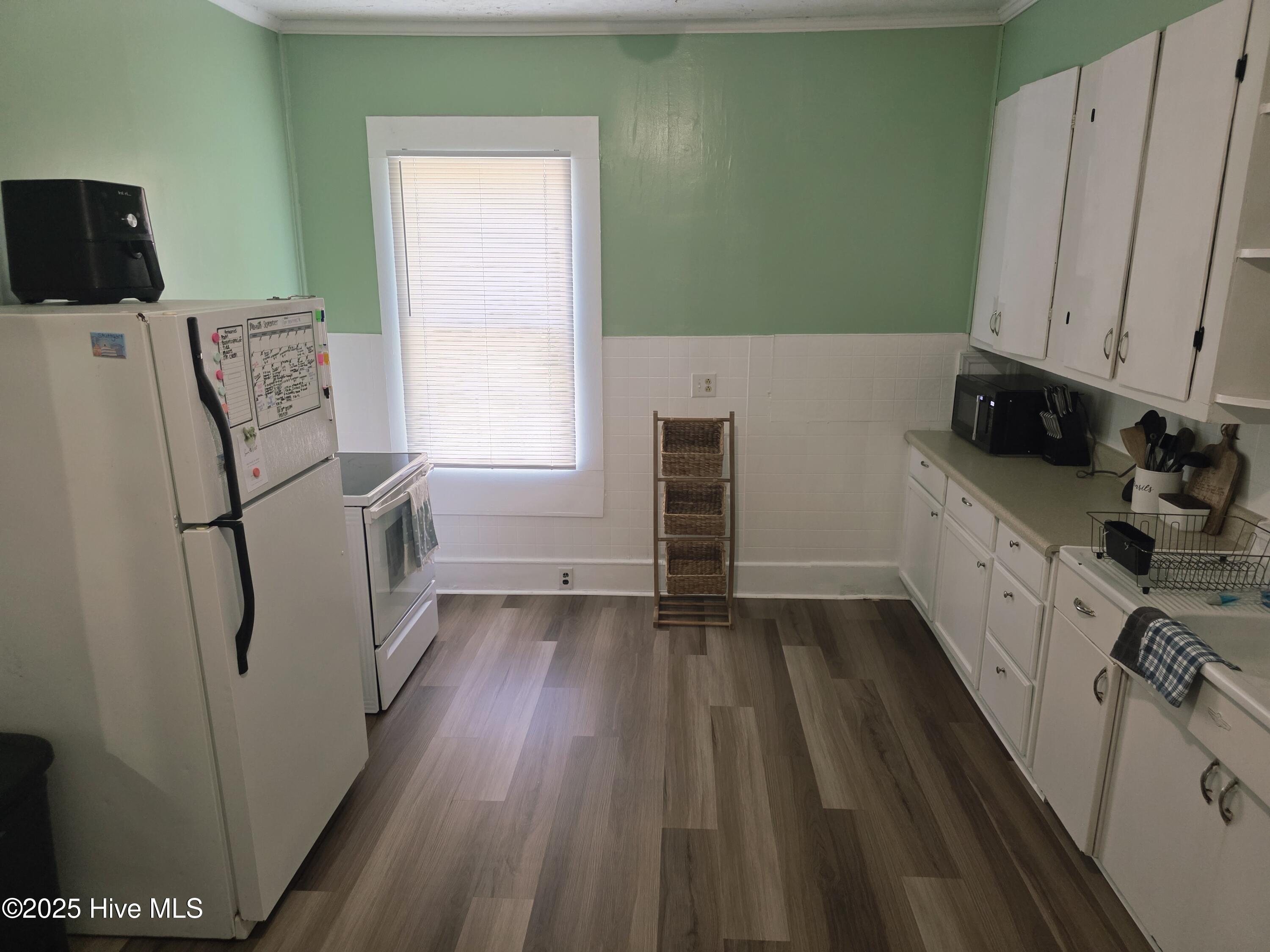 100533027 | Photo 14