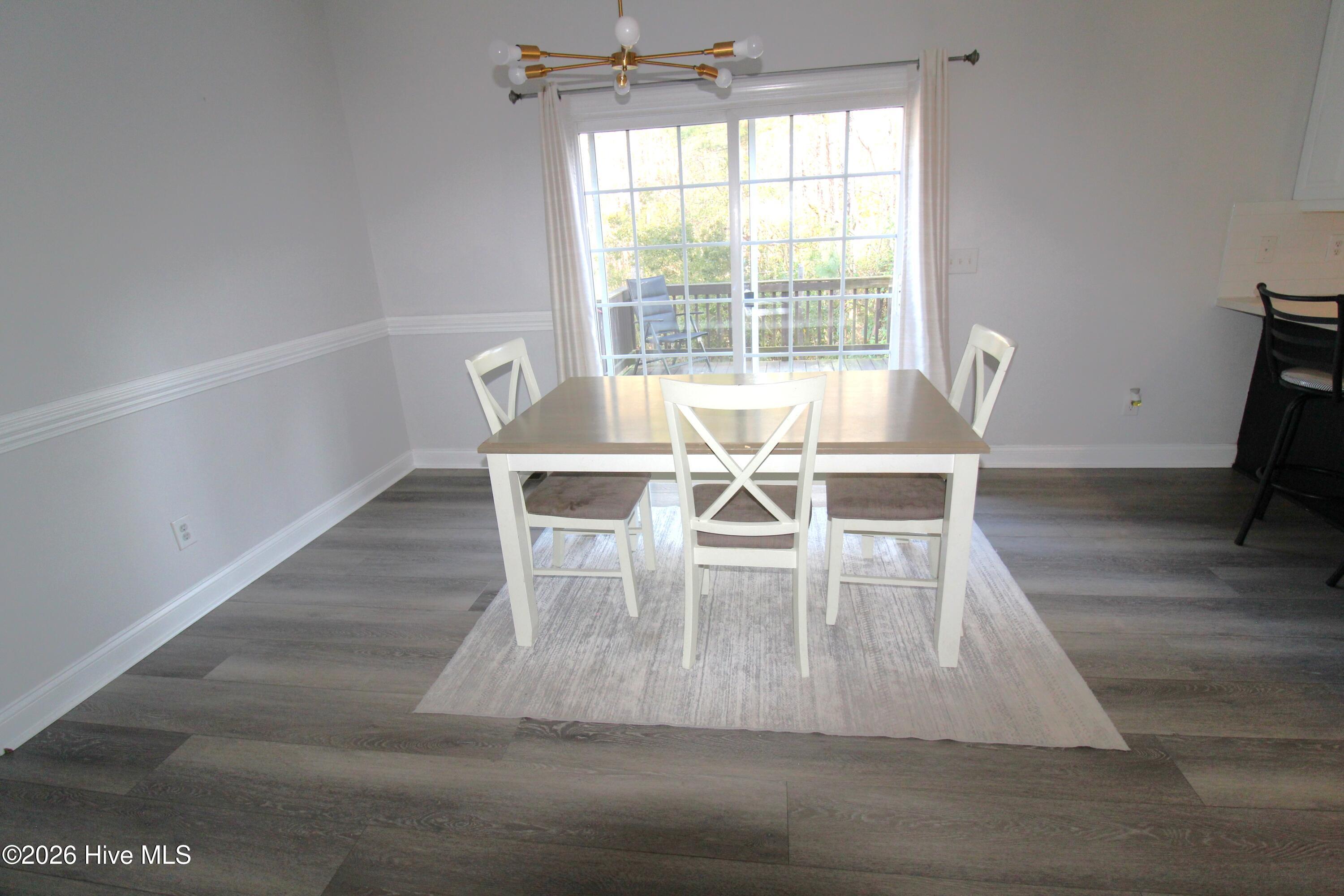 100538724 | Photo 15