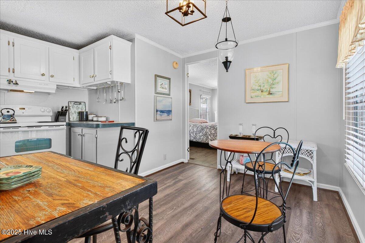 100534395 | Photo 22