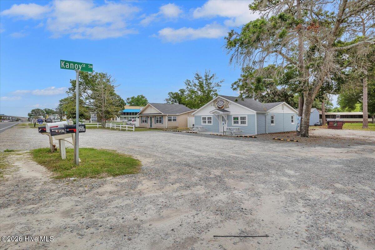 100551922 | Photo 87