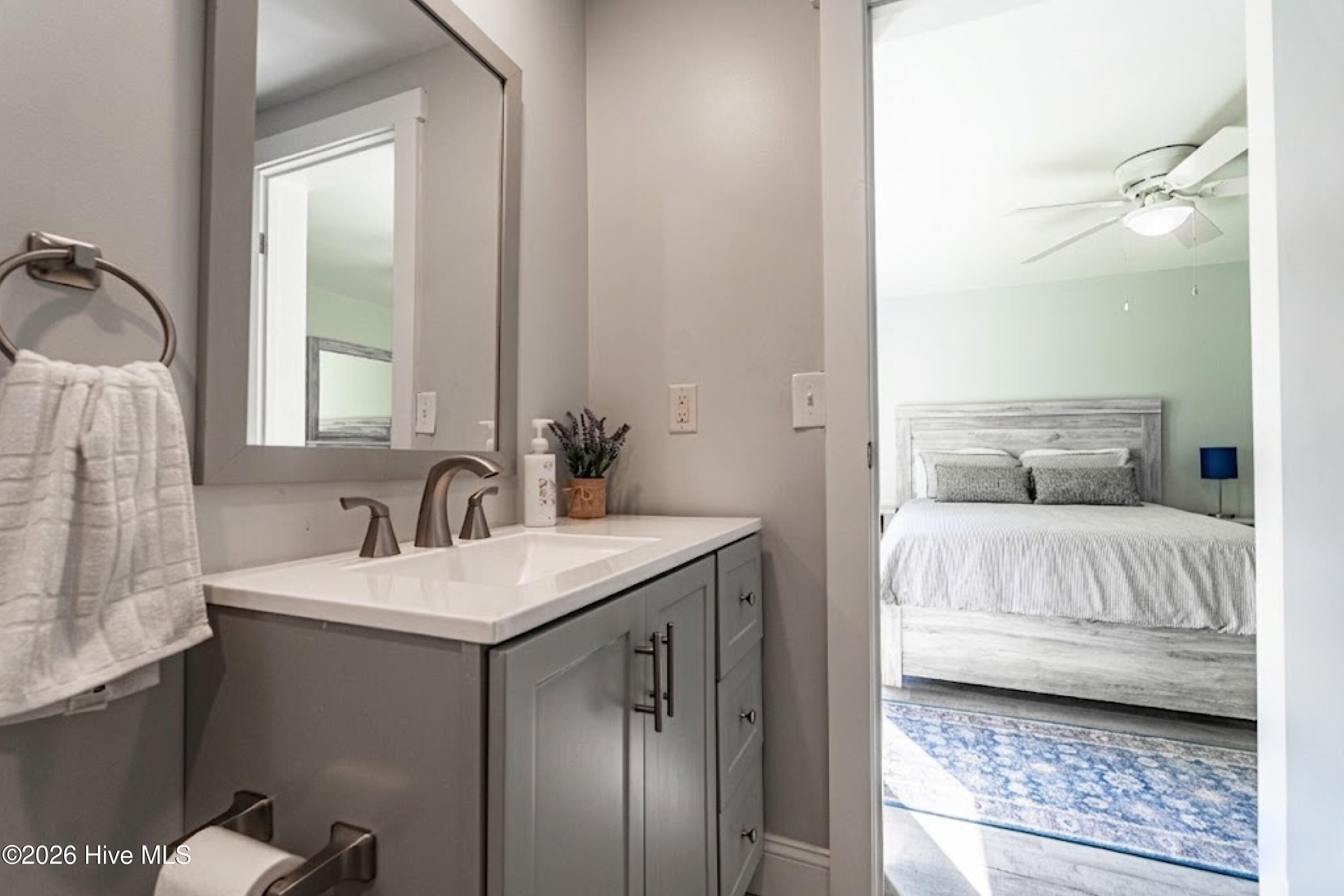 100563568 | Photo 29