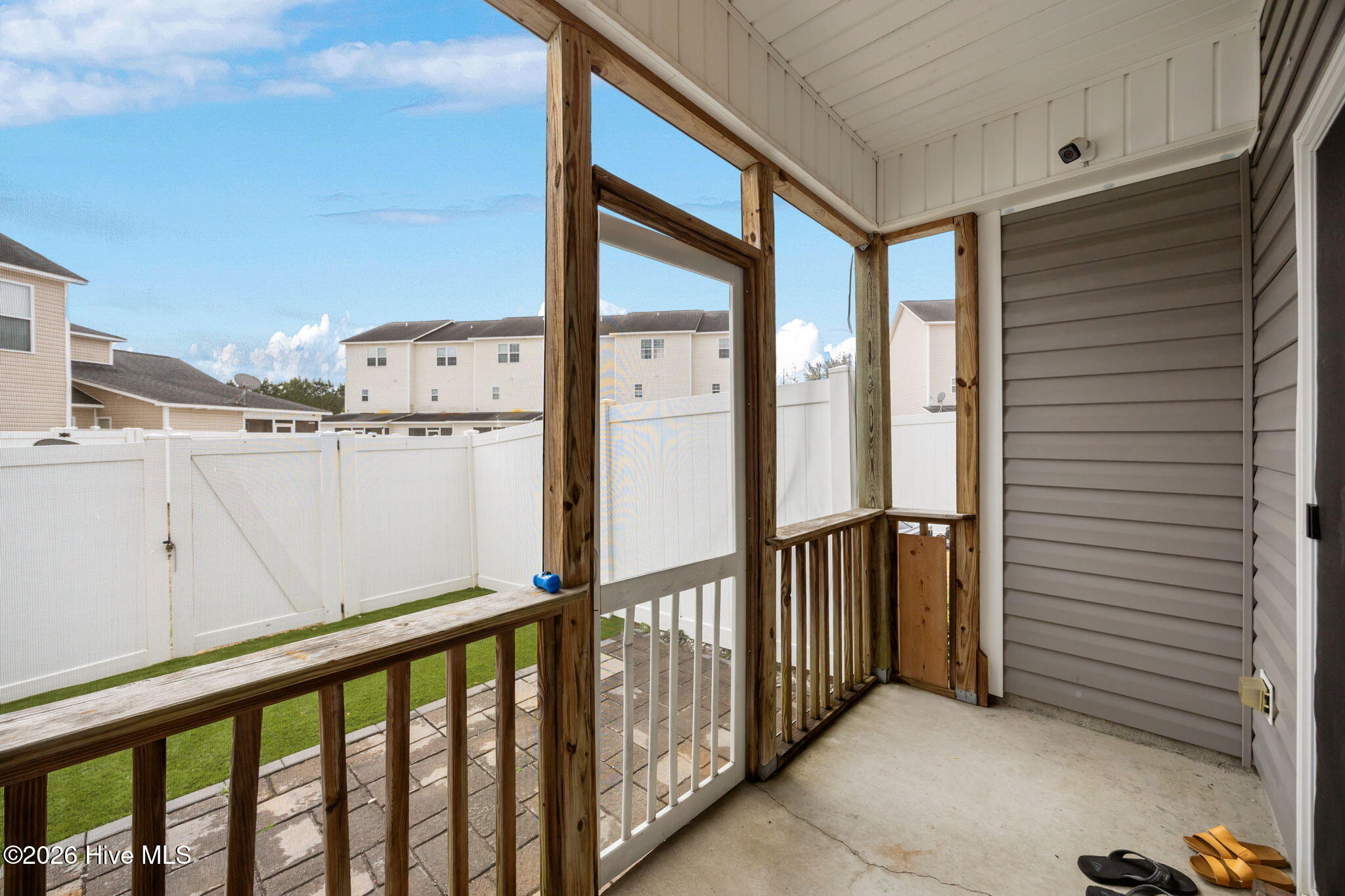 100551662 | Photo 28