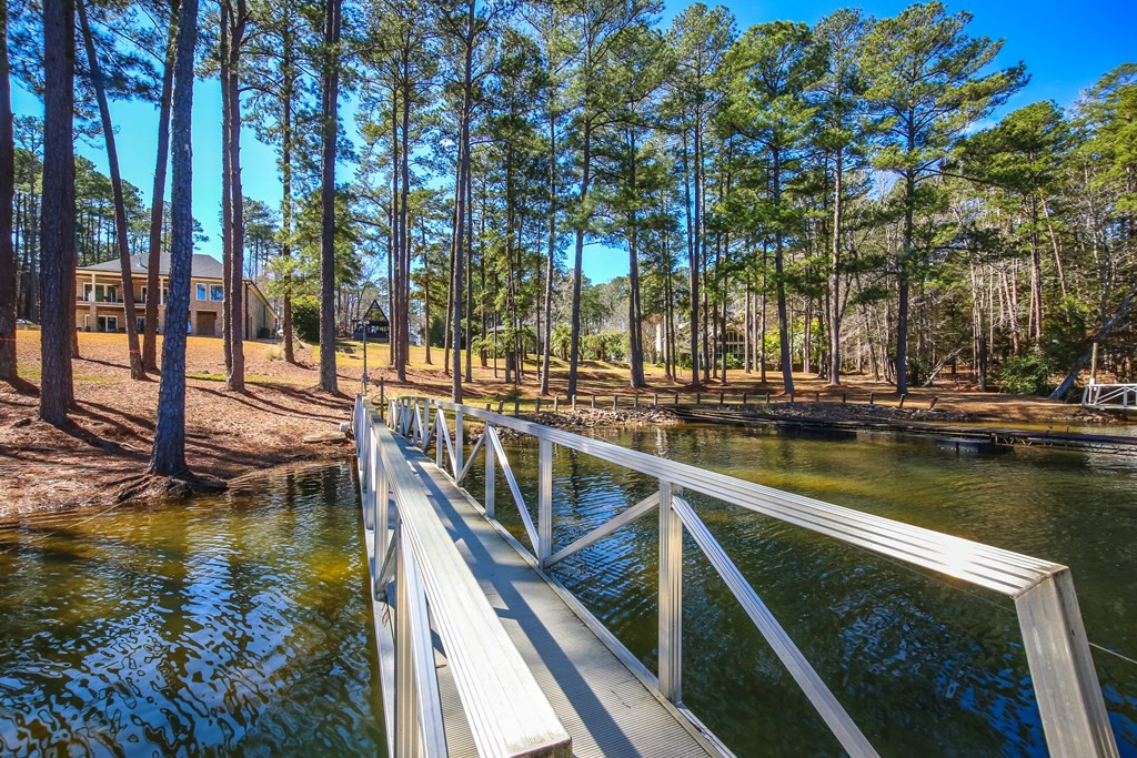 Undisclosed Address, Appling, GA, 30802