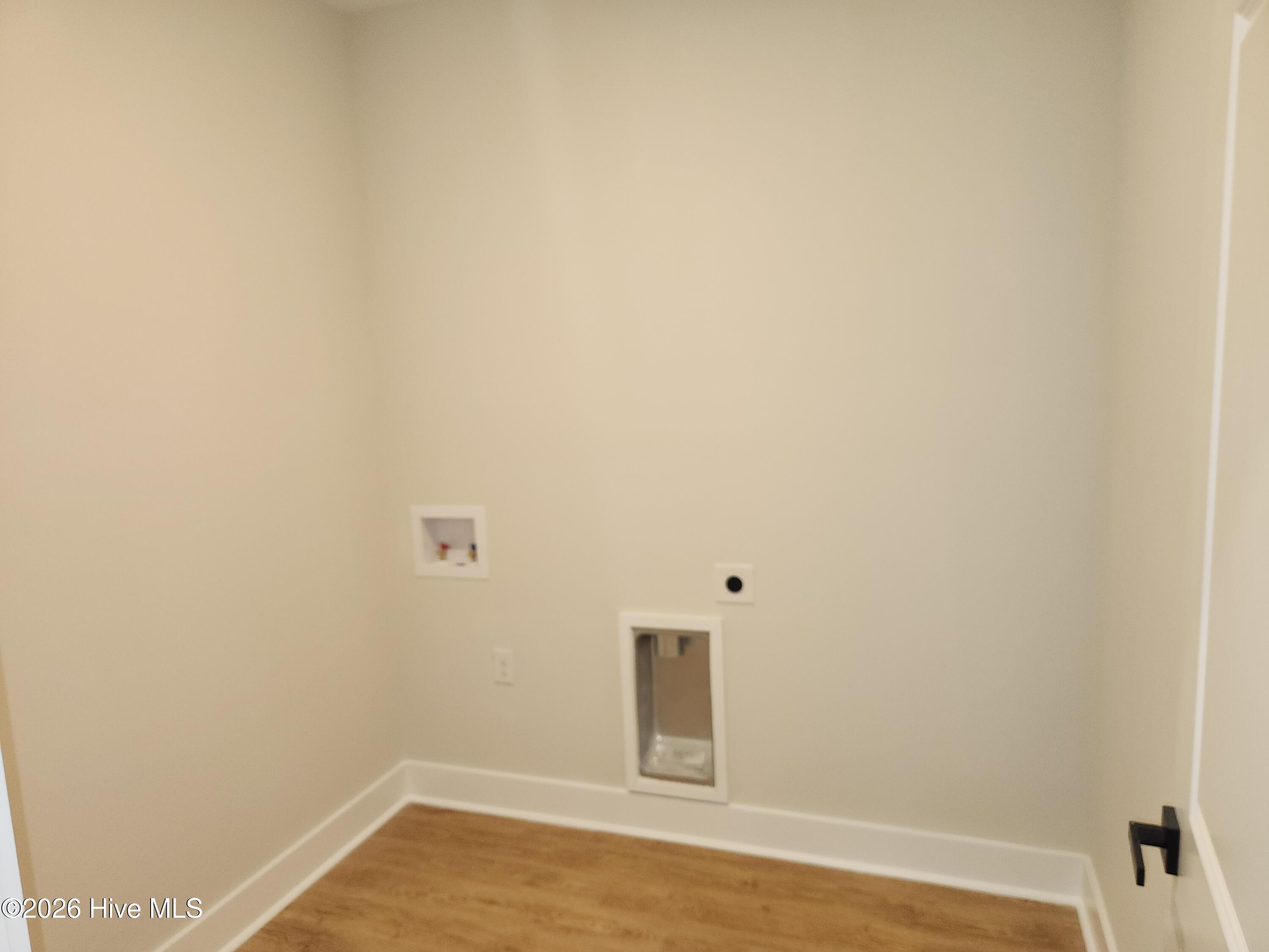 100566196 | Photo 26