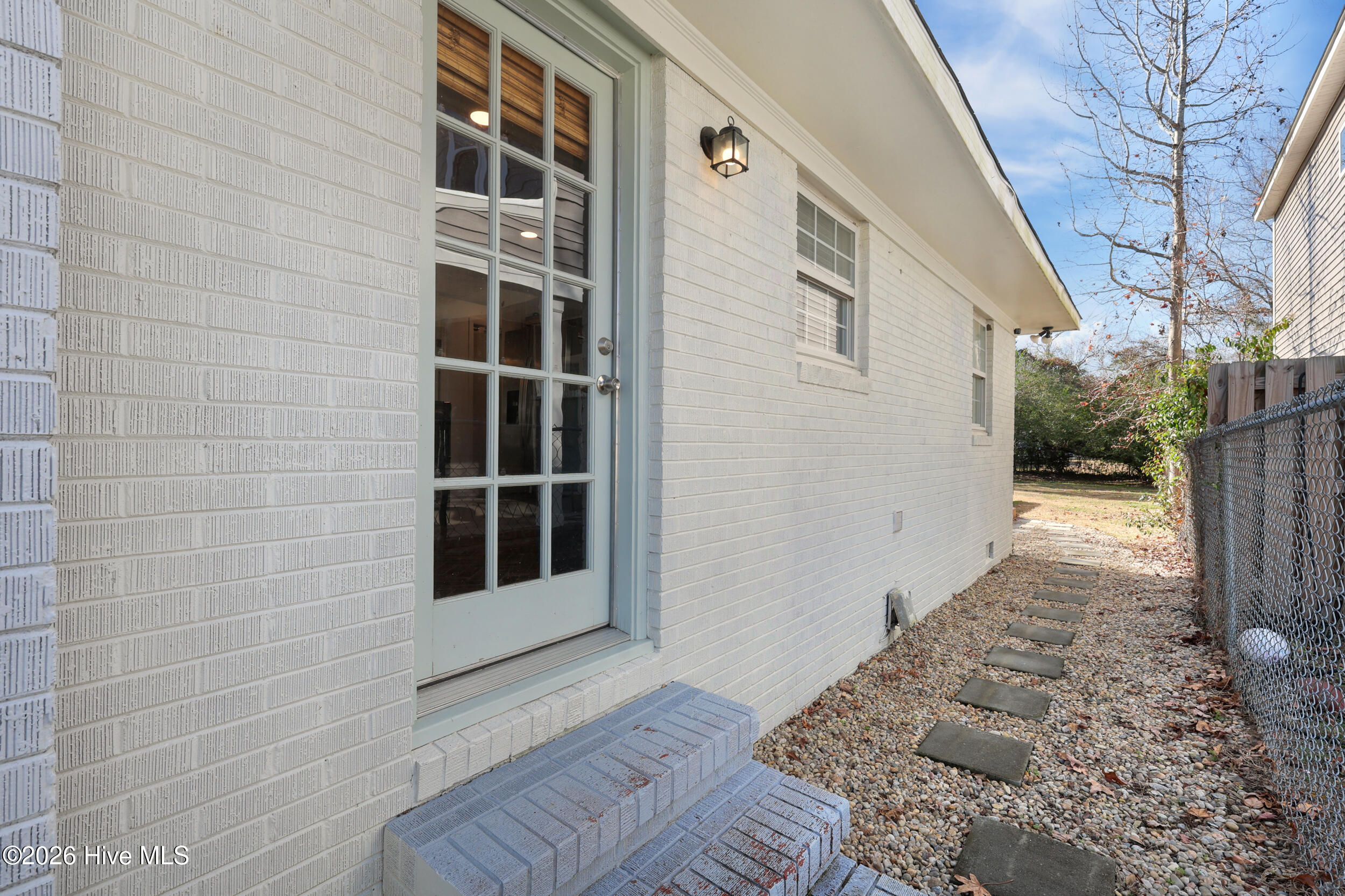 100547874 | Photo 31