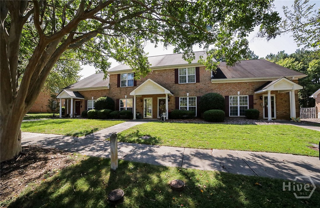 Property at 211 Littleton Way