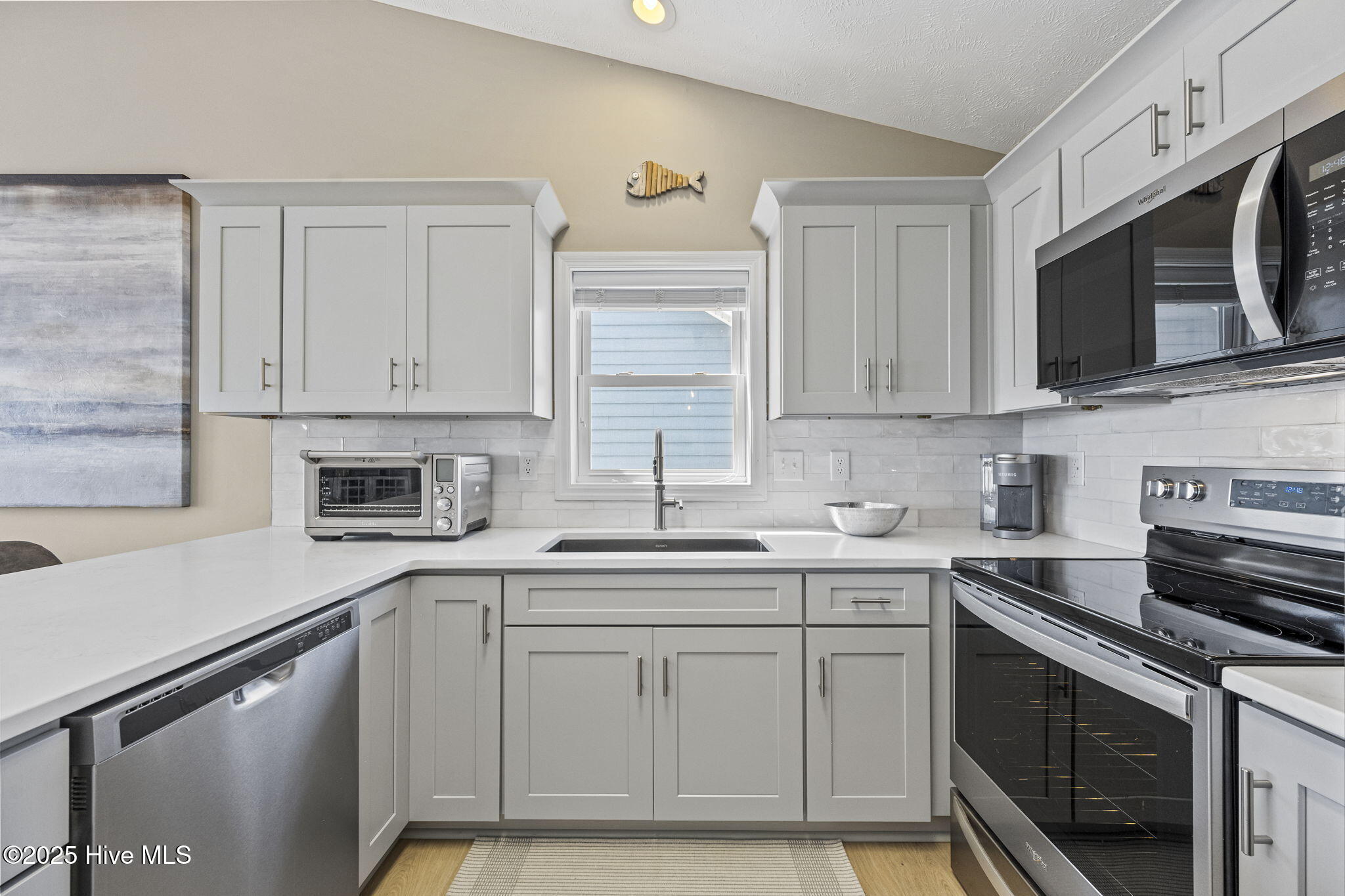 1417 N Topsail Drive, Surf City, NC 28445 – photo 13: 33-web-or-mls-_RAD6450