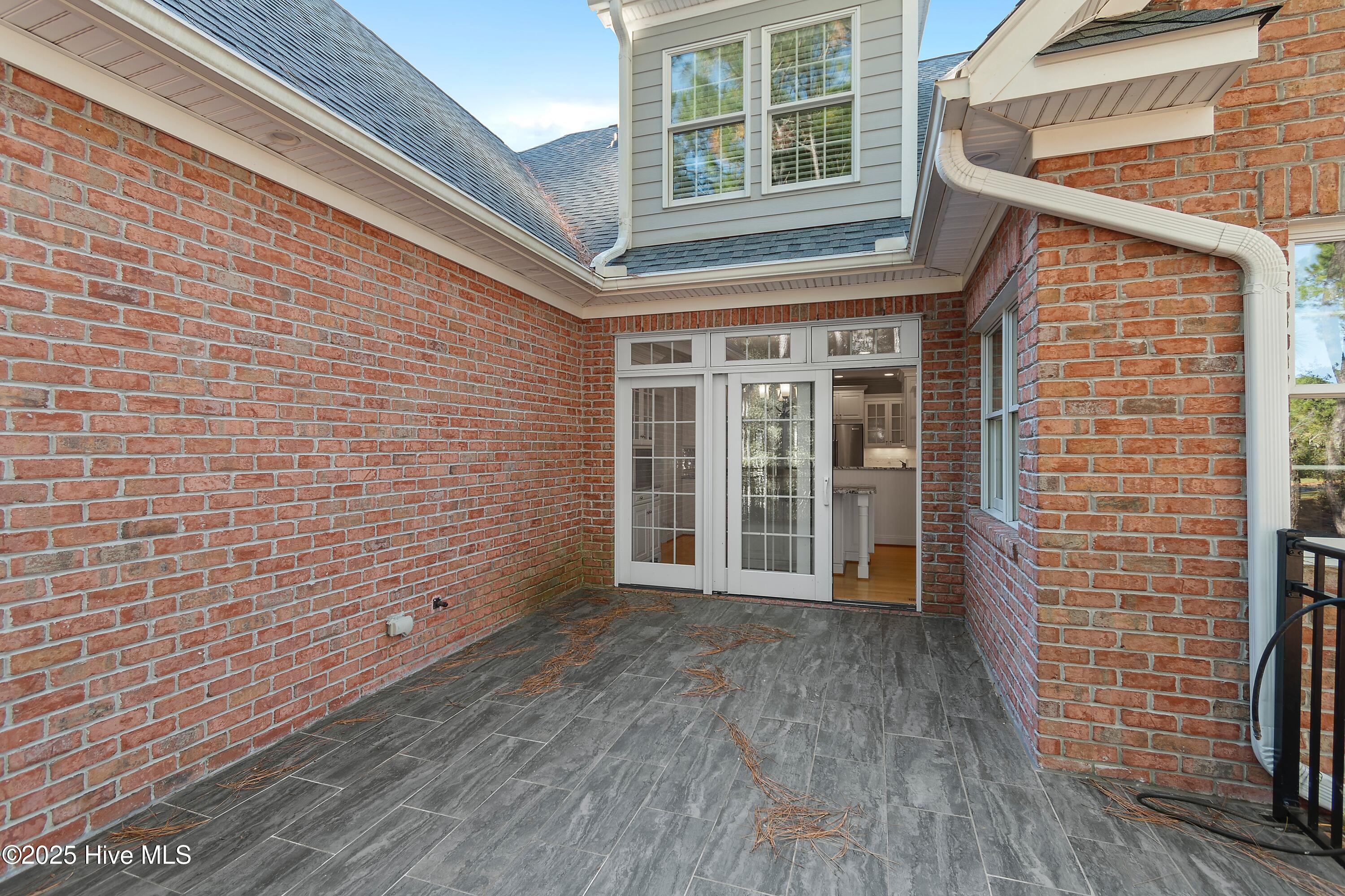 100537918 | Photo 39