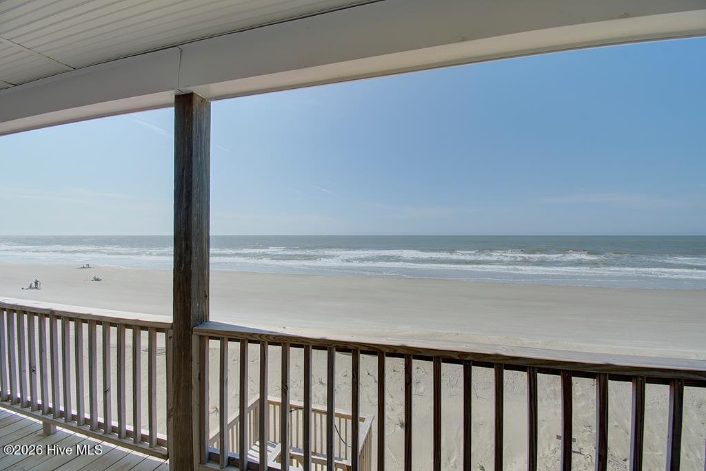 100556591 | Photo 26