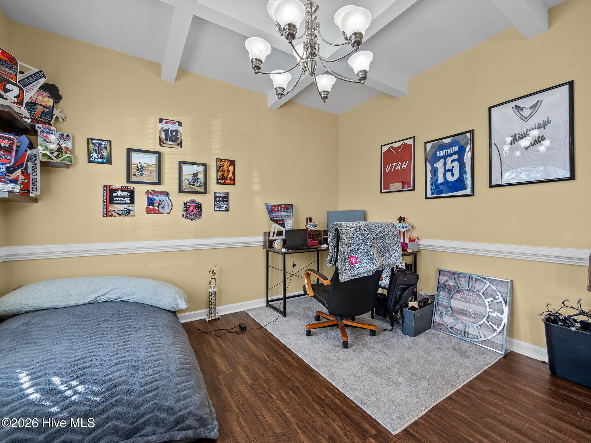 100549949 | Photo 11