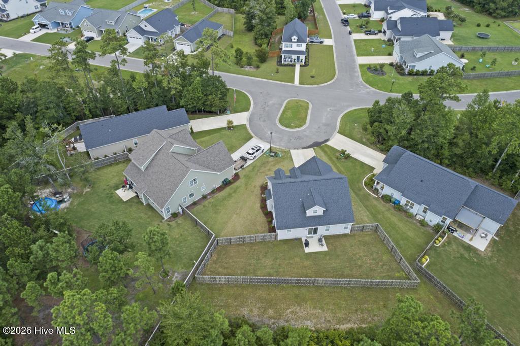 100553850 | Photo 28