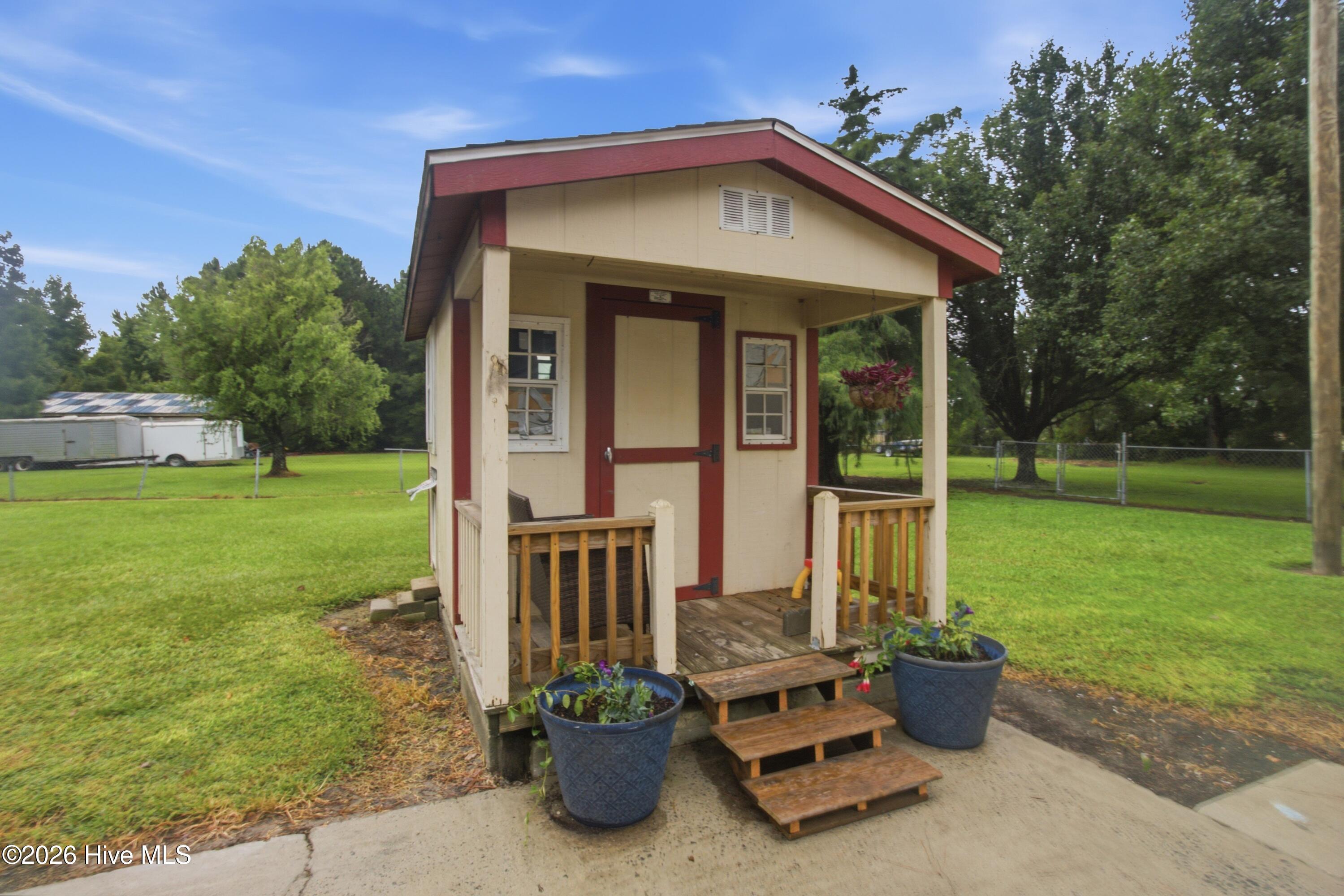 6634 Florence Road,Merritt