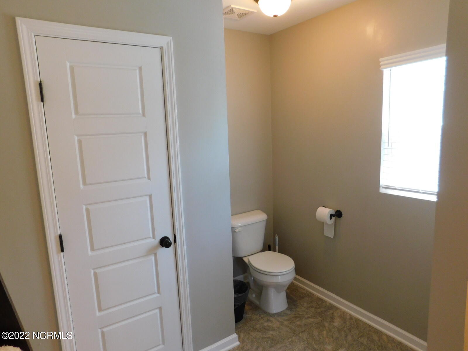 100557671 | Photo 24