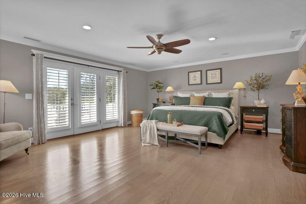 100559715 | Photo 30