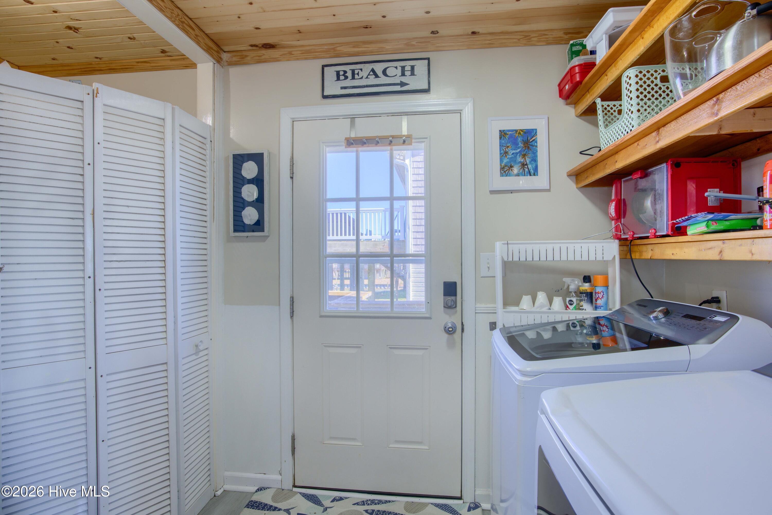 100550124 | Photo 24