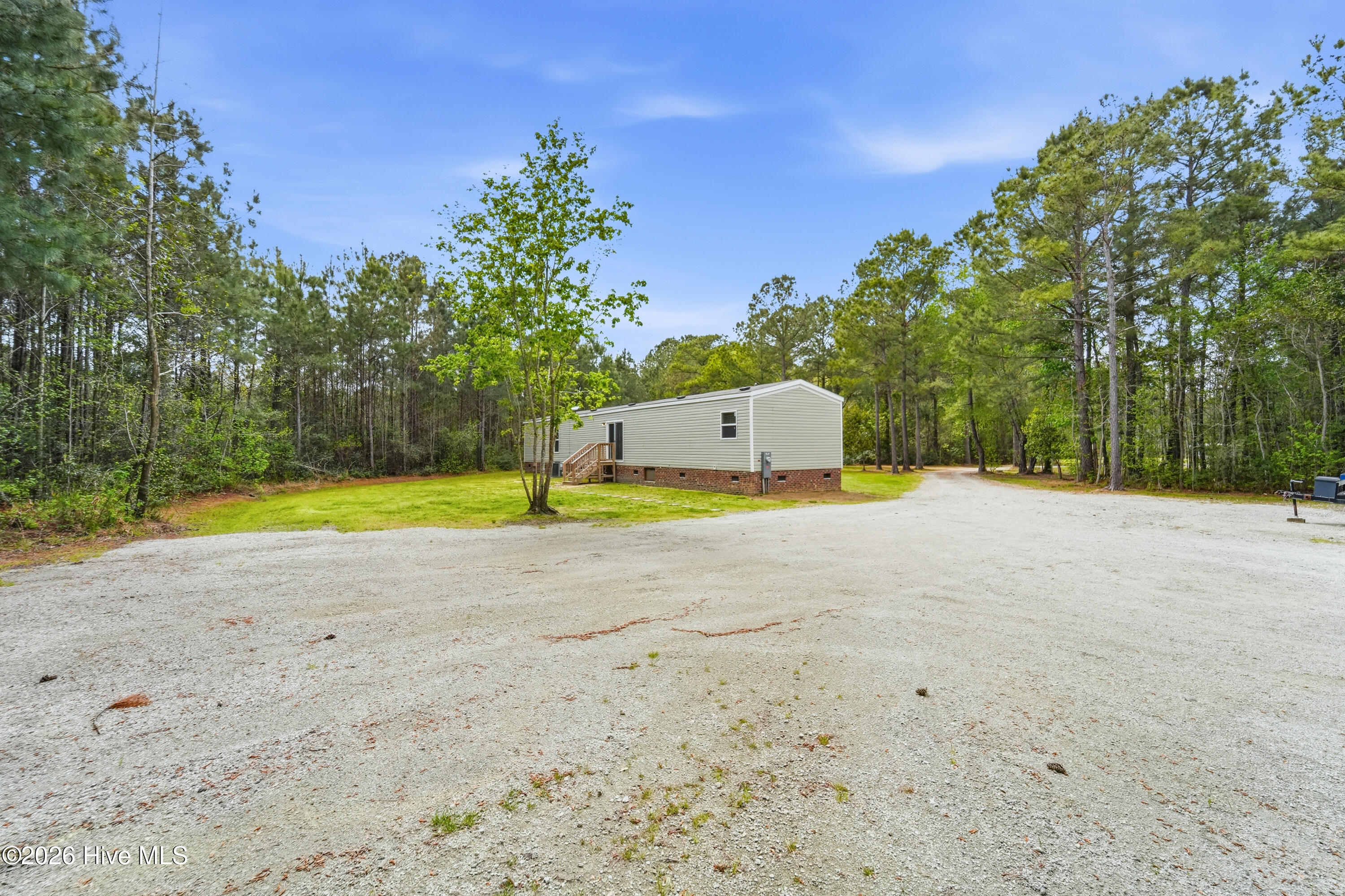 100566814 | Photo 22