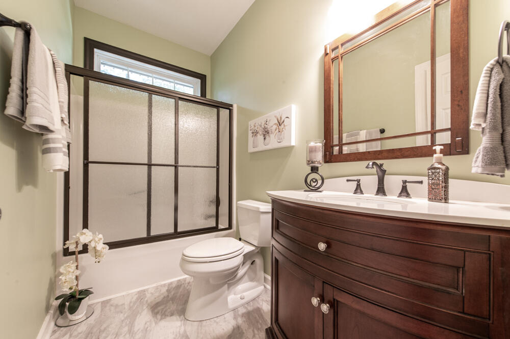 Bathroom 2!