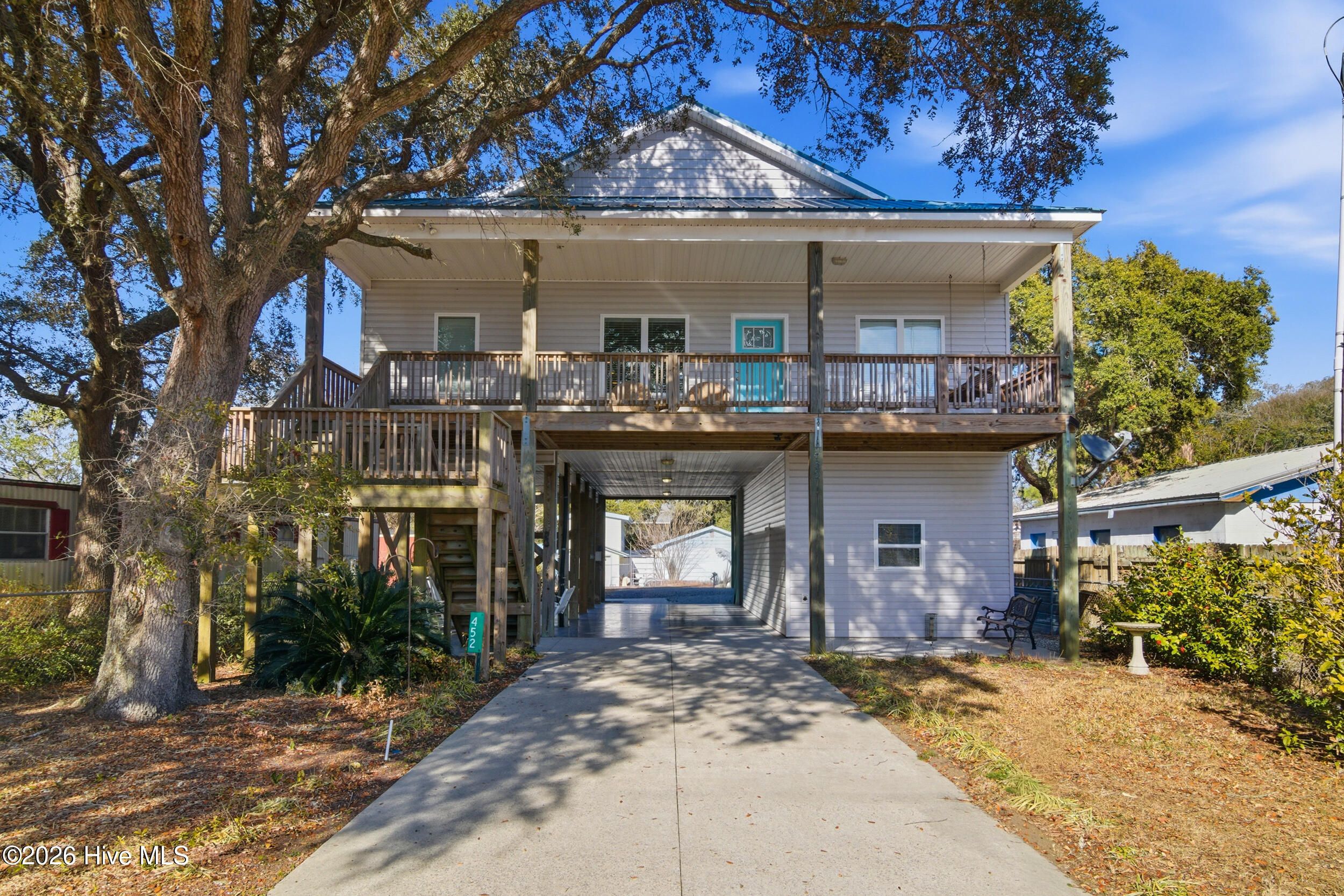 100552555 | Photo 45