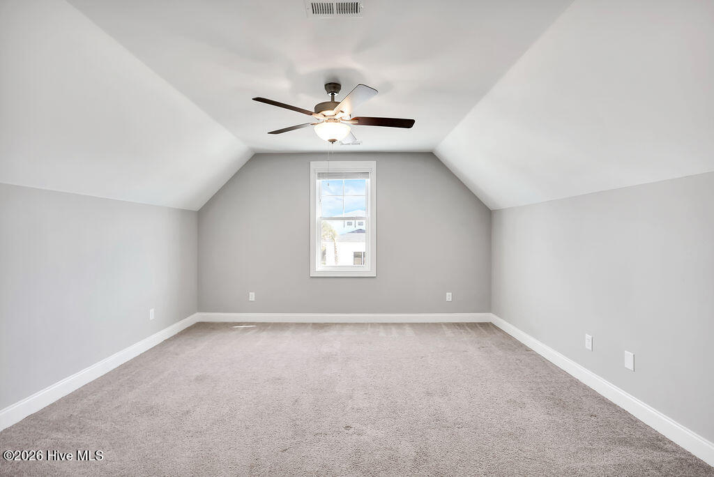 100555055 | Photo 30