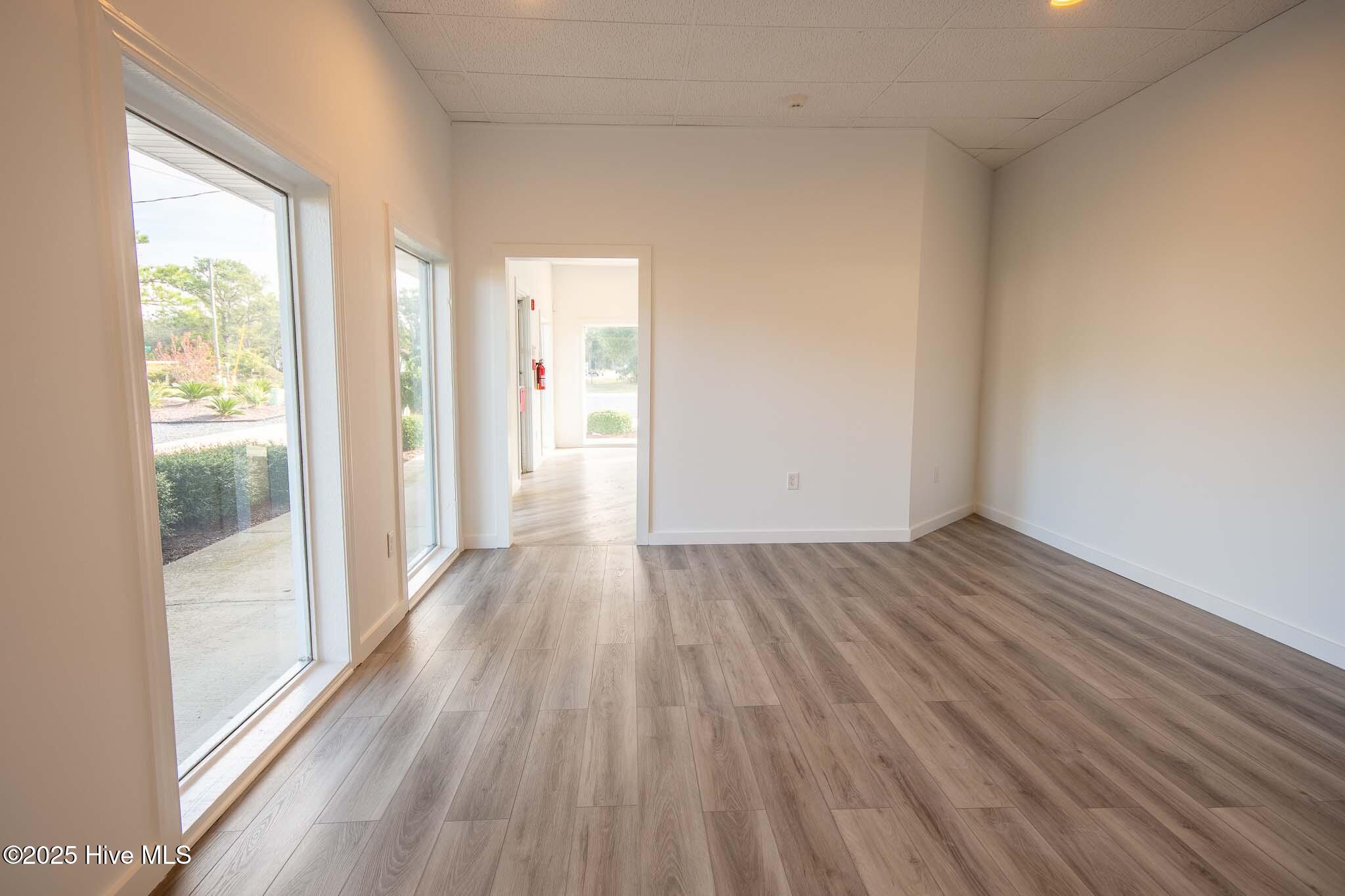 100506514 | Photo 12